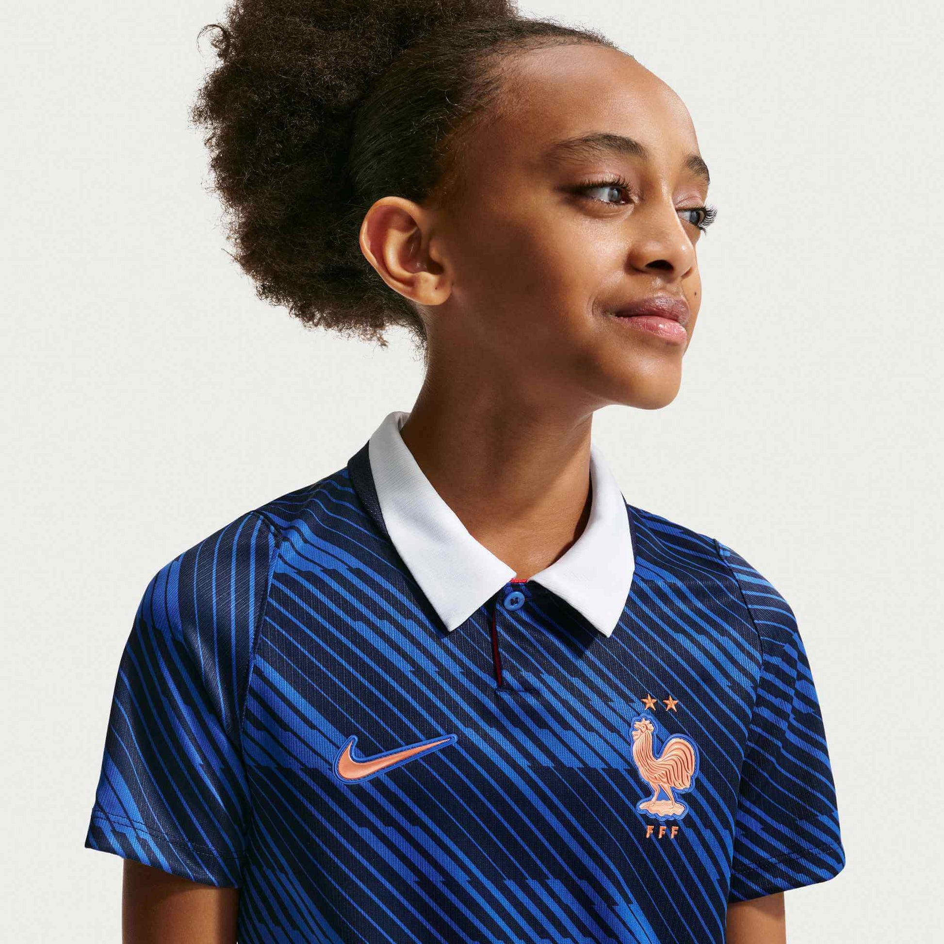 Nike 2026-27 France Youth Stadium Home Soccer Jersey (Detail 1)