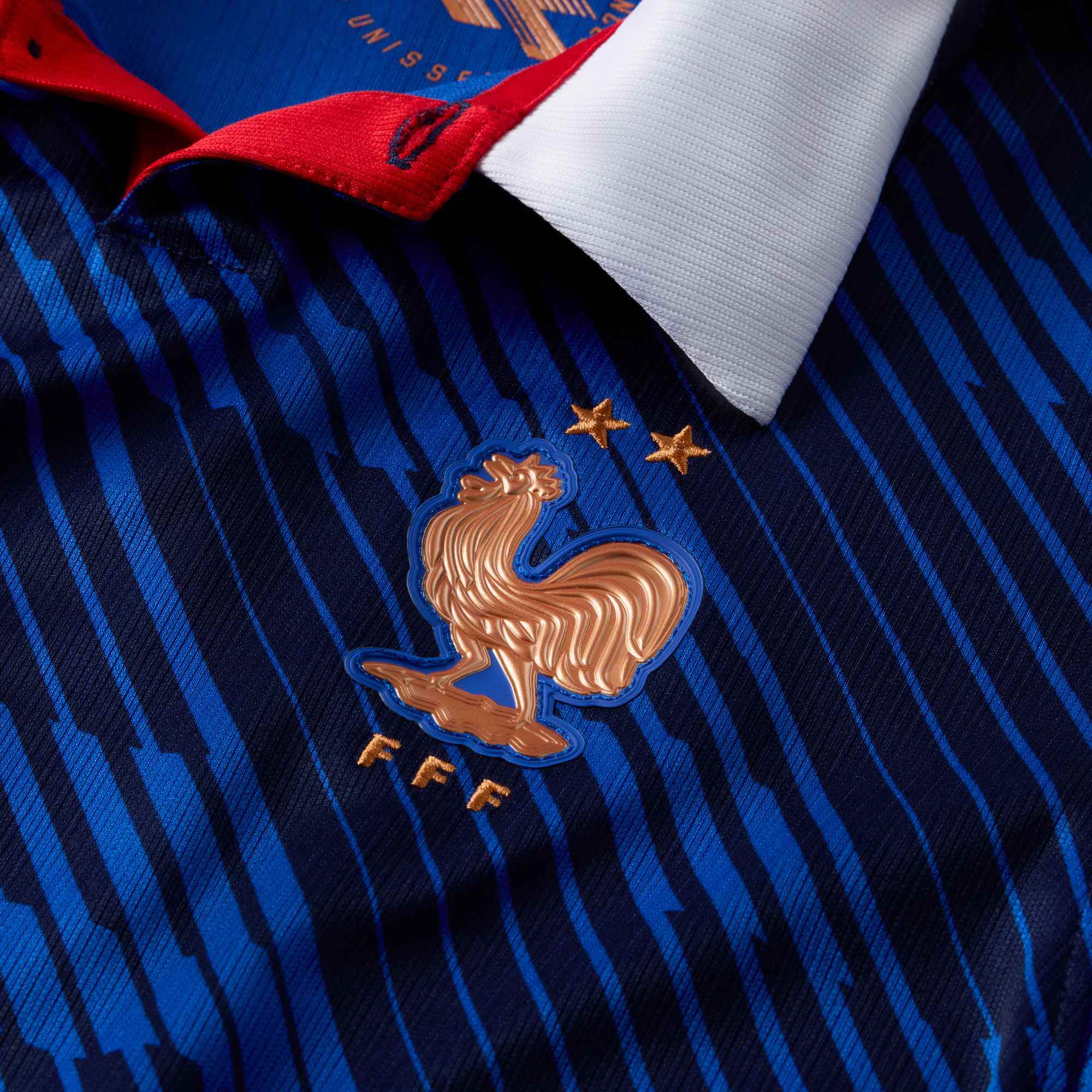 Nike 2026-27 France Youth Stadium Home Soccer Jersey (Detail 3)