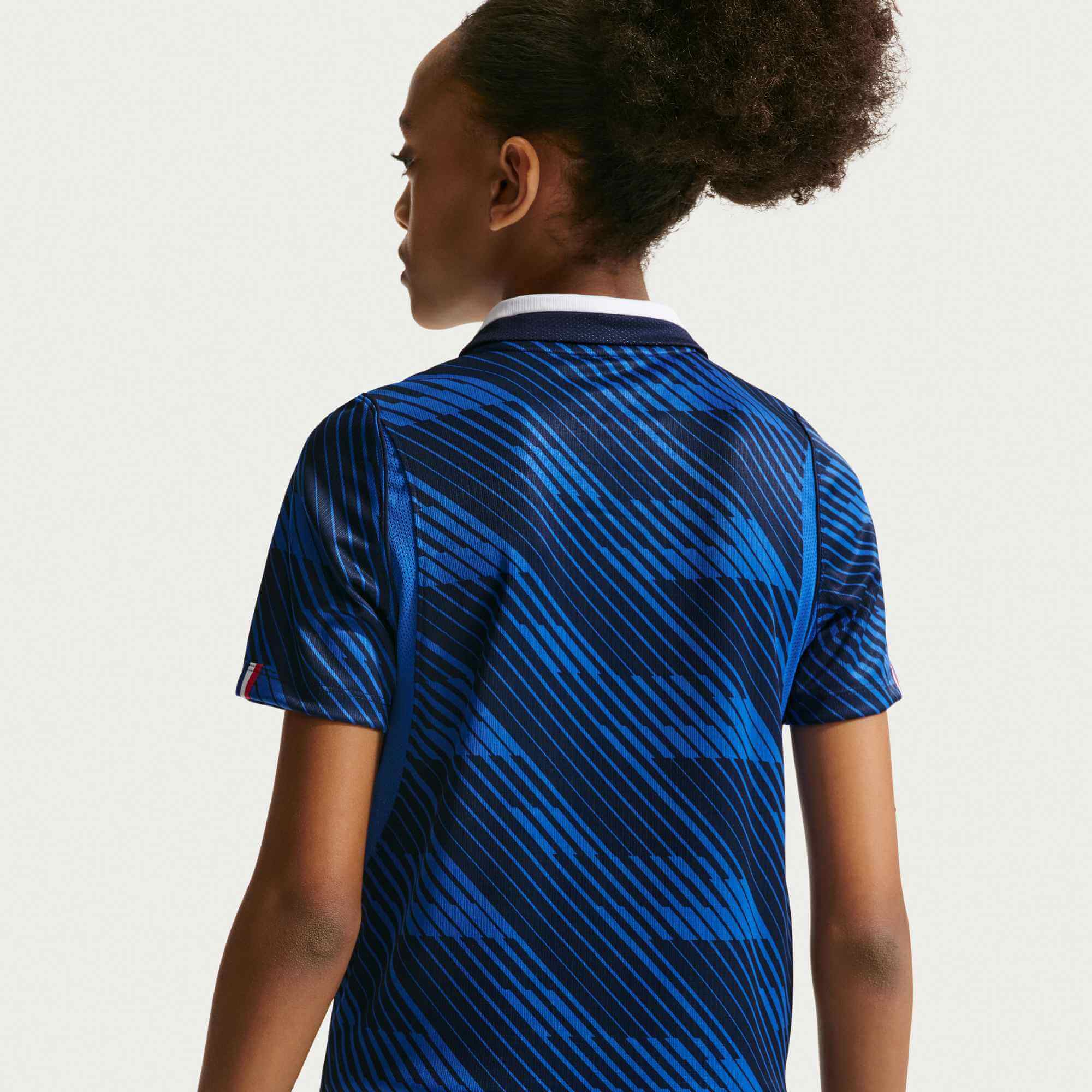 Nike 2026-27 France Youth Stadium Home Soccer Jersey (Model - Back)