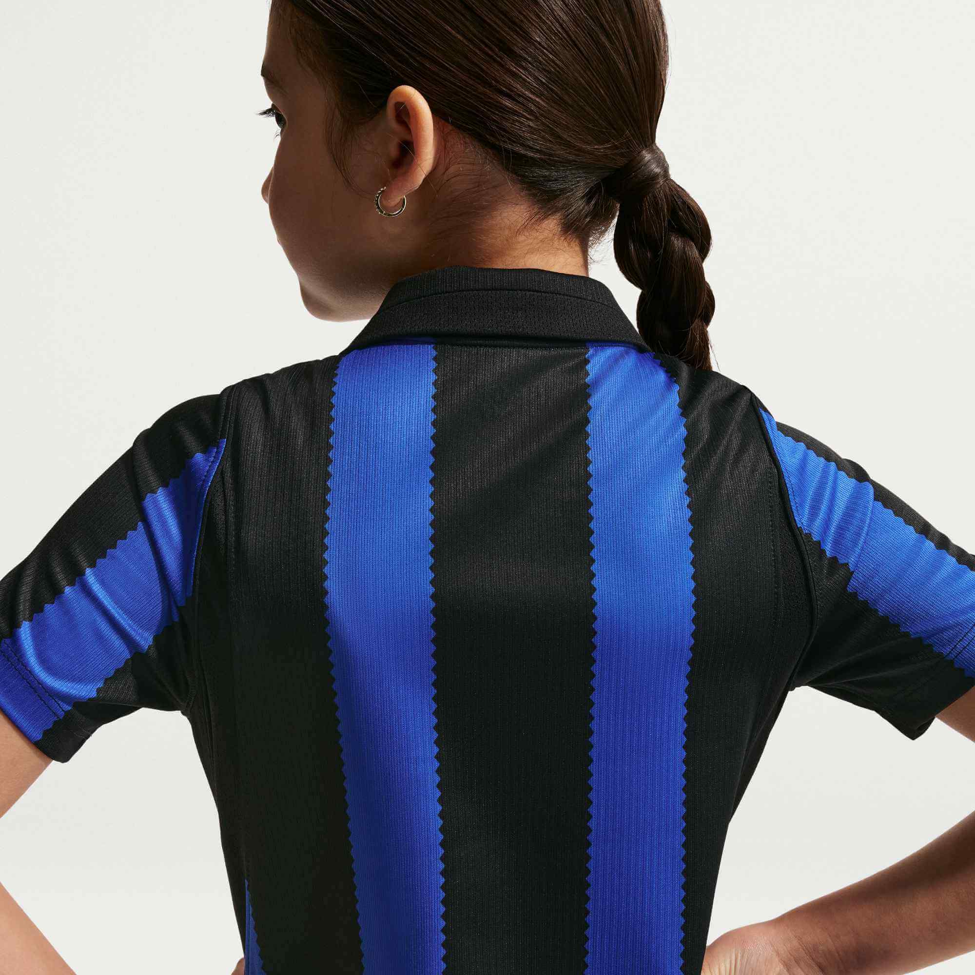 Nike 2026-27 Inter Milan Youth Stadium Home Soccer Jersey (Model 1 - Back)