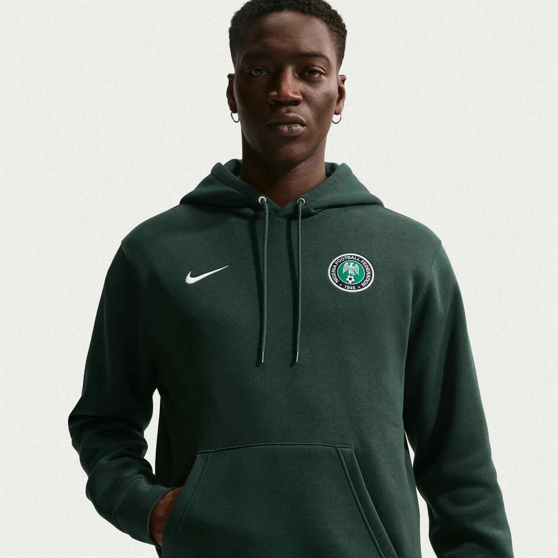 Nike 2026-27 Nigeria Men's Club Pullover Hoodie (Detail 1)