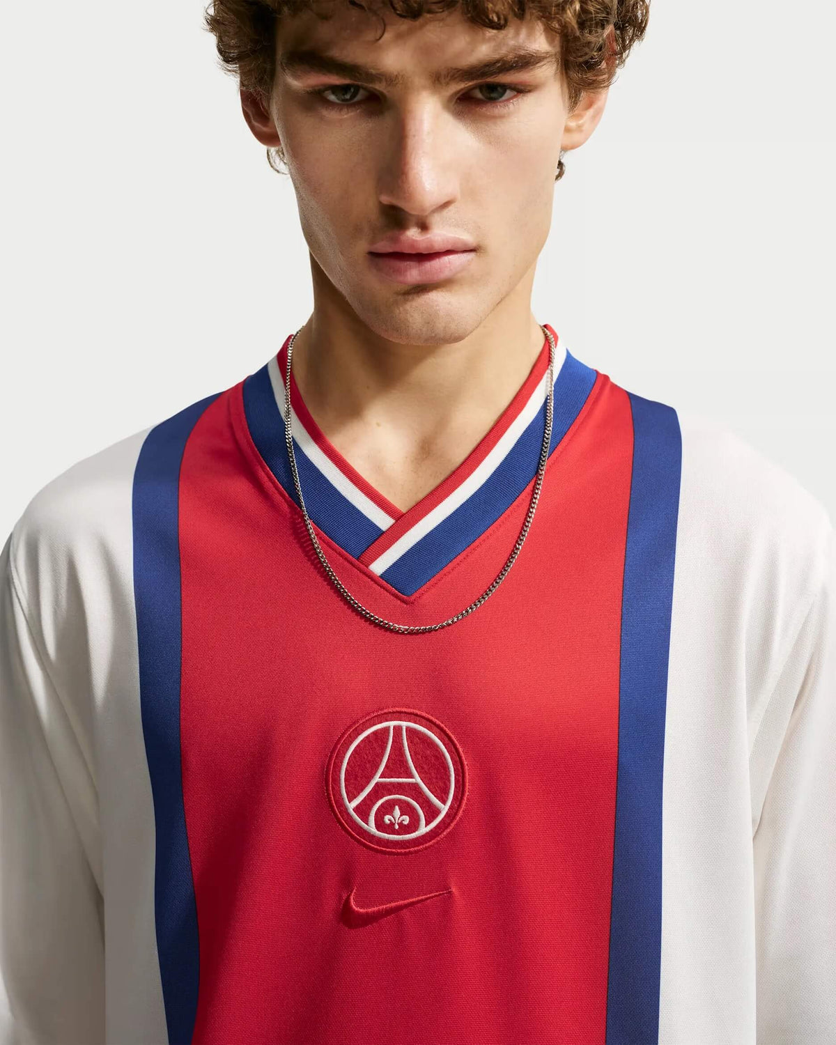 Nike 2026-27 PSG Men's Energy Away Long-Sleeve Soccer Jersey (Detail 1)