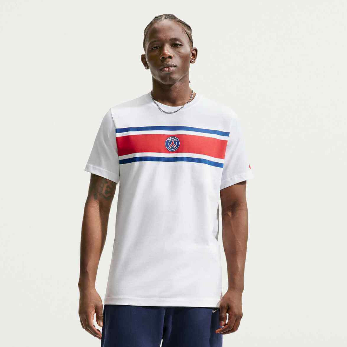 Nike 2026-27 PSG Men's Crest Tee (Model - Front)