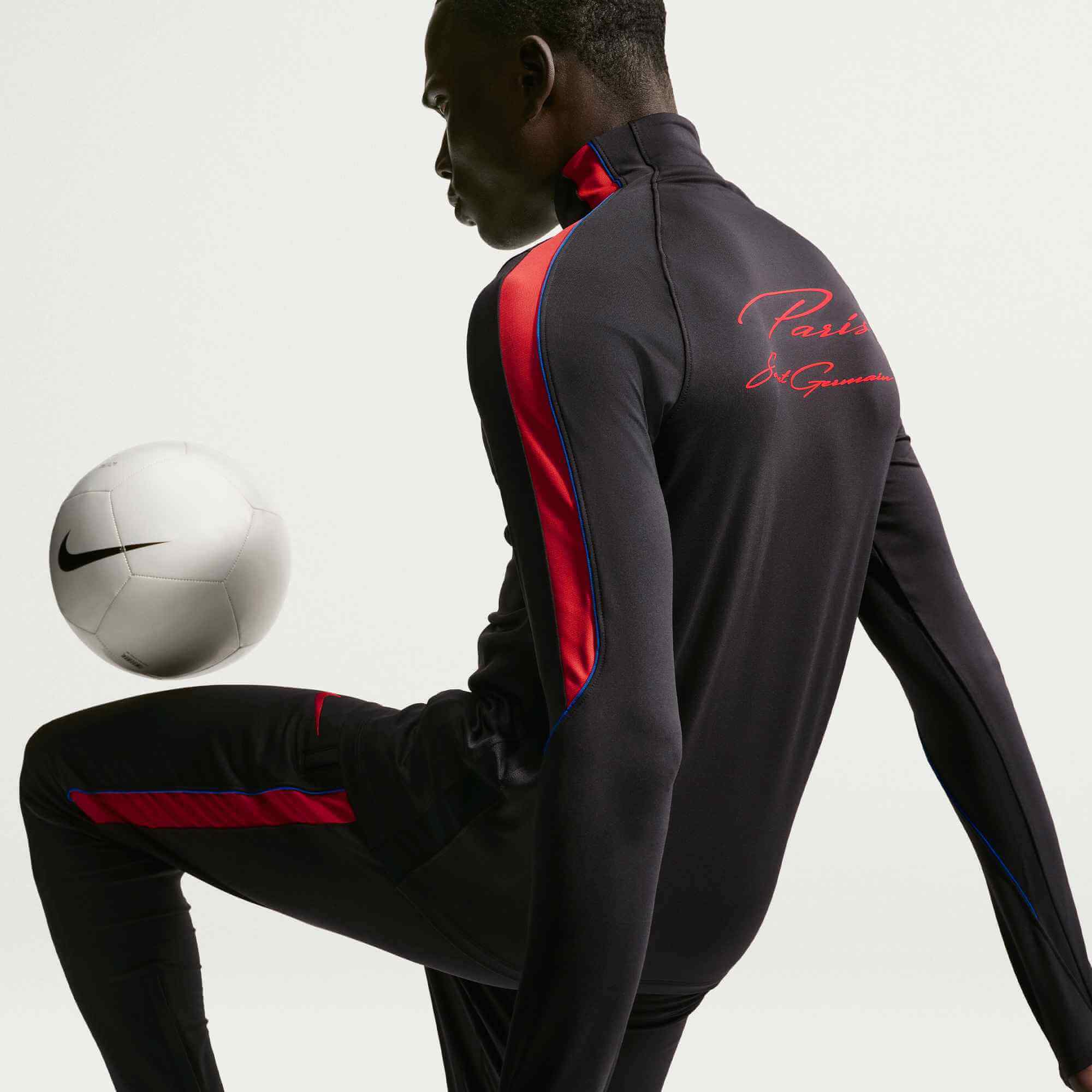 Nike 2026-27 PSG Men's Dri-Fit Strike Drill Top (Model - Side)