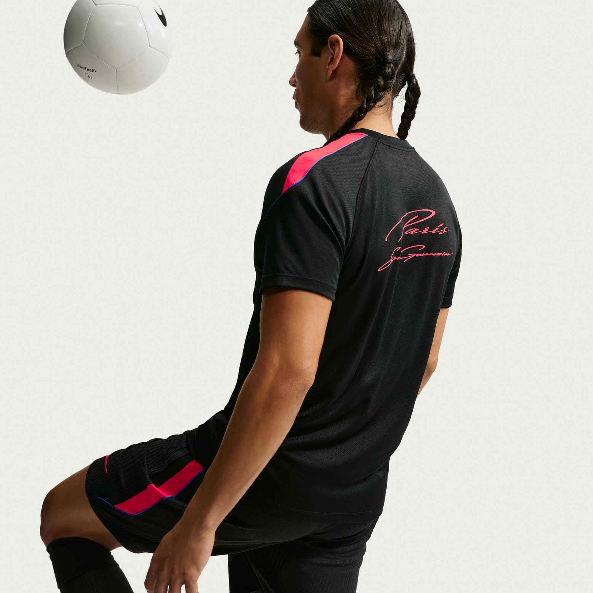 Nike 2026-27 PSG Men's Dri-Fit Strike Top (Model - Side)