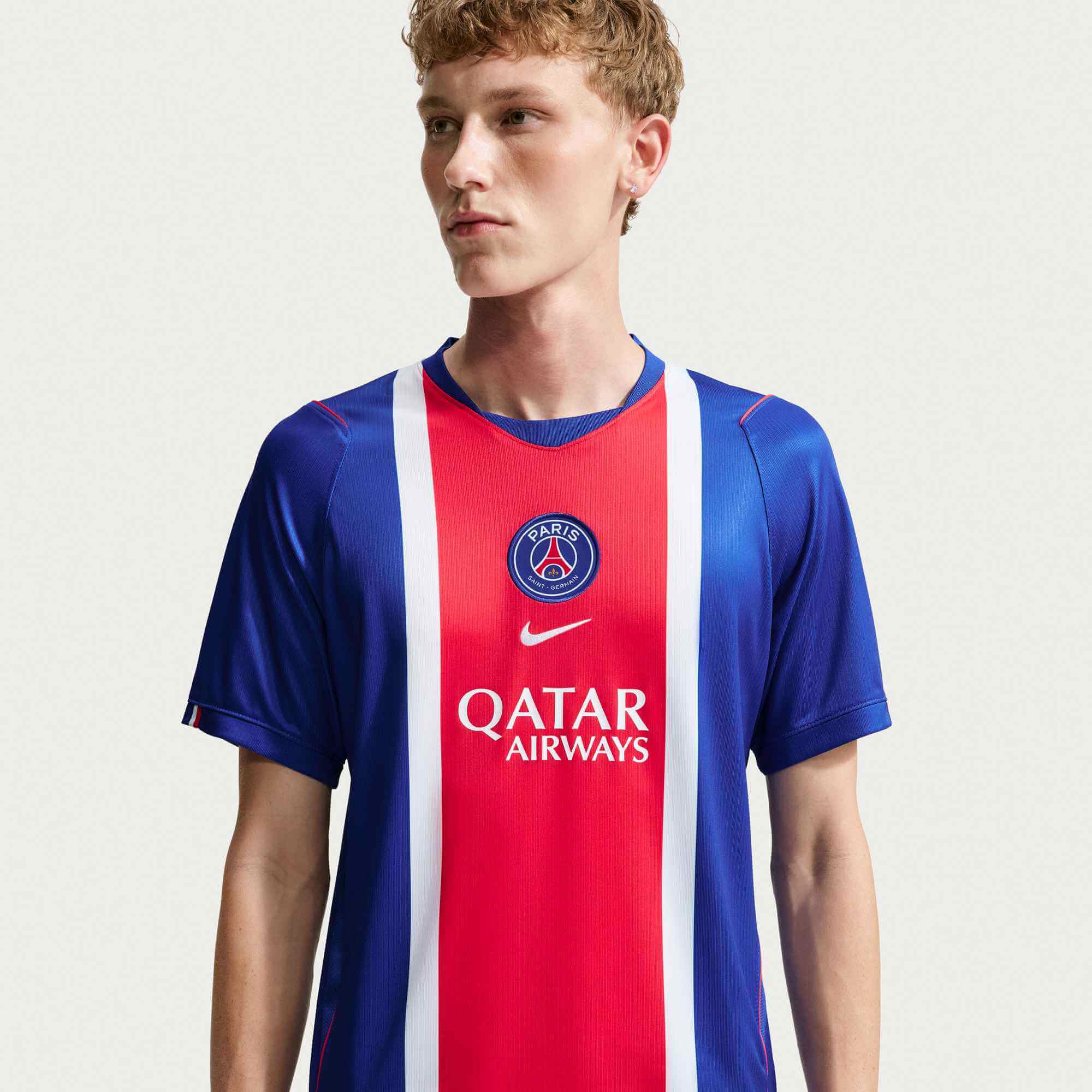 Nike 2026-27 PSG Men's Stadium Home Soccer Jersey (Detail 1)