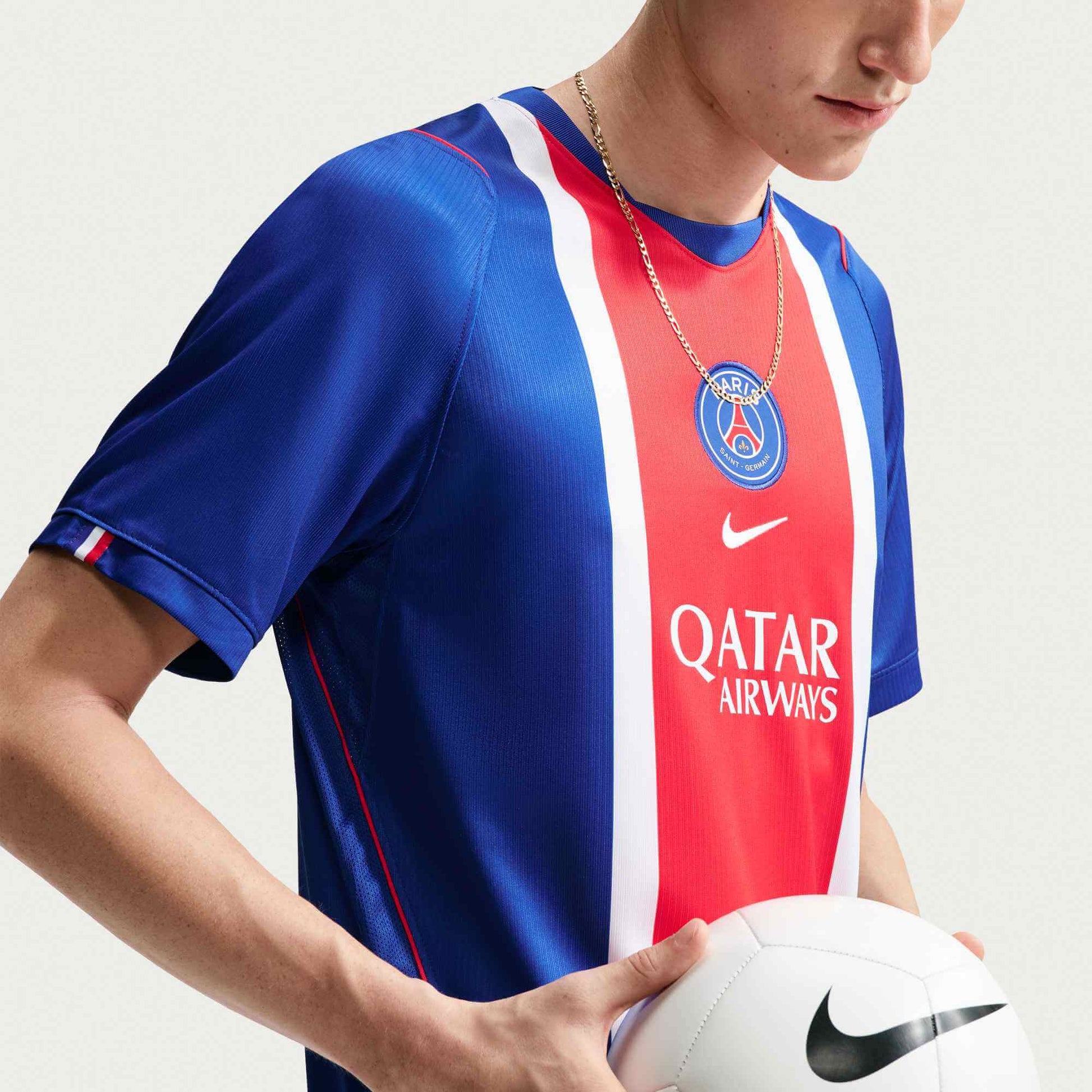 Nike 2026-27 PSG Men's Stadium Home Soccer Jersey (Detail 2)