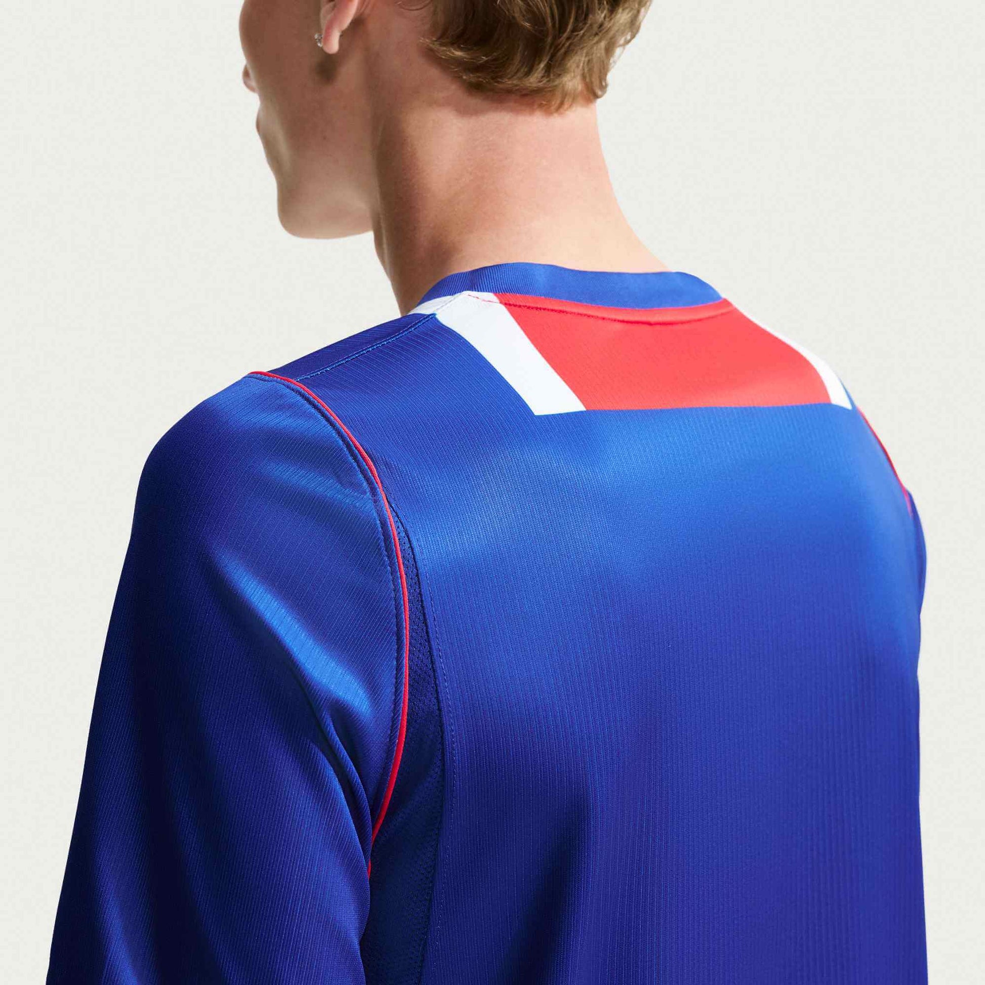 Nike 2026-27 PSG Men's Stadium Home Soccer Jersey (Detail 3)