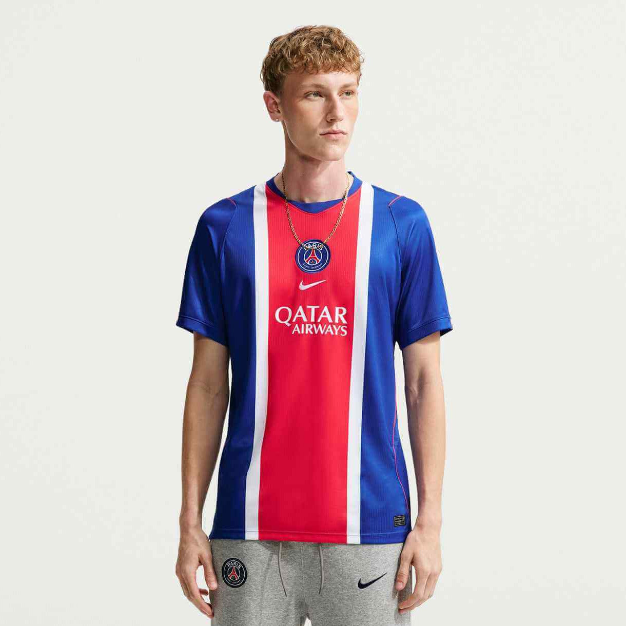 Nike 2026-27 PSG Men's Stadium Home Soccer Jersey (Model - Front)