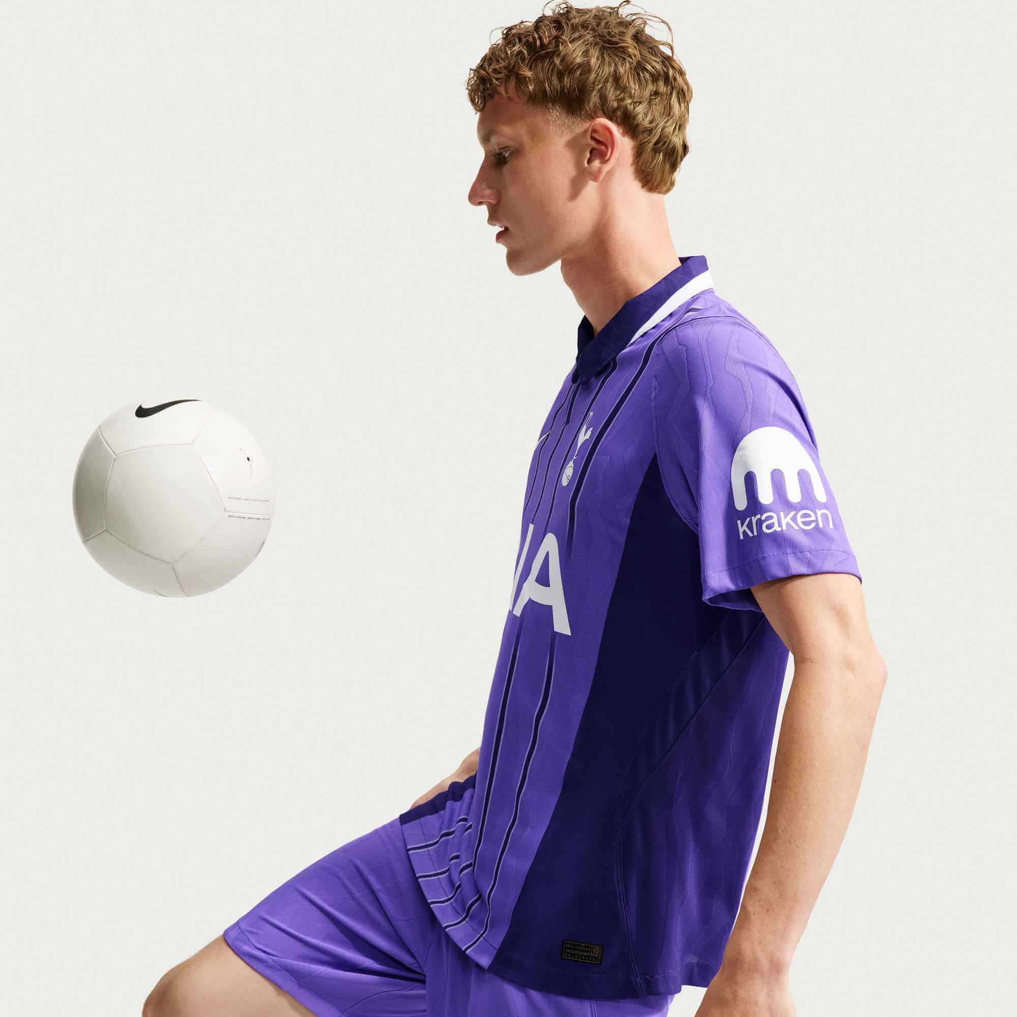Nike 2026-27 Tottenham Men's Authentic Third Soccer Jersey (Model - Side)