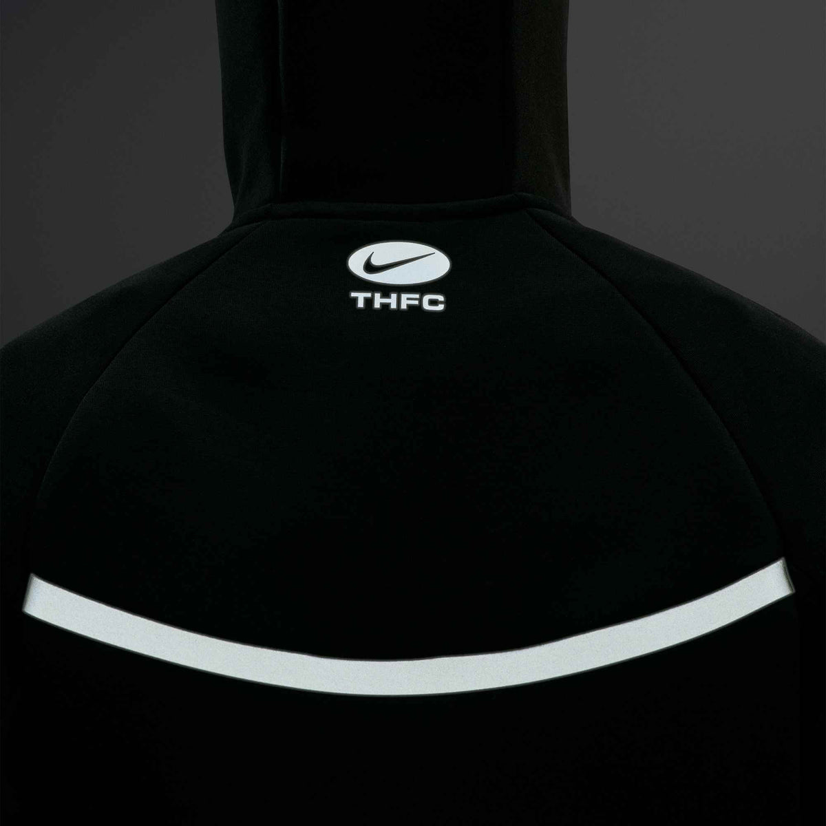 Nike 2026-27 Tottenham Men's Full-Zip Tech Fleece Windrunner Jacket (Detail 4)