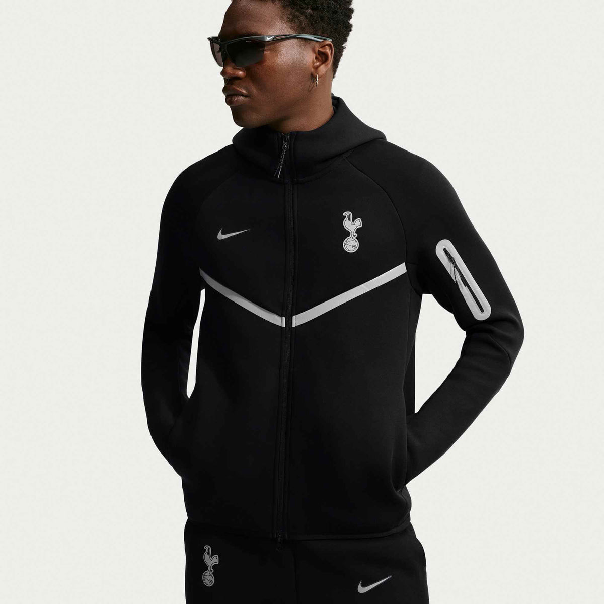 Nike 2026-27 Tottenham Men's Full-Zip Tech Fleece Windrunner Jacket (Front)