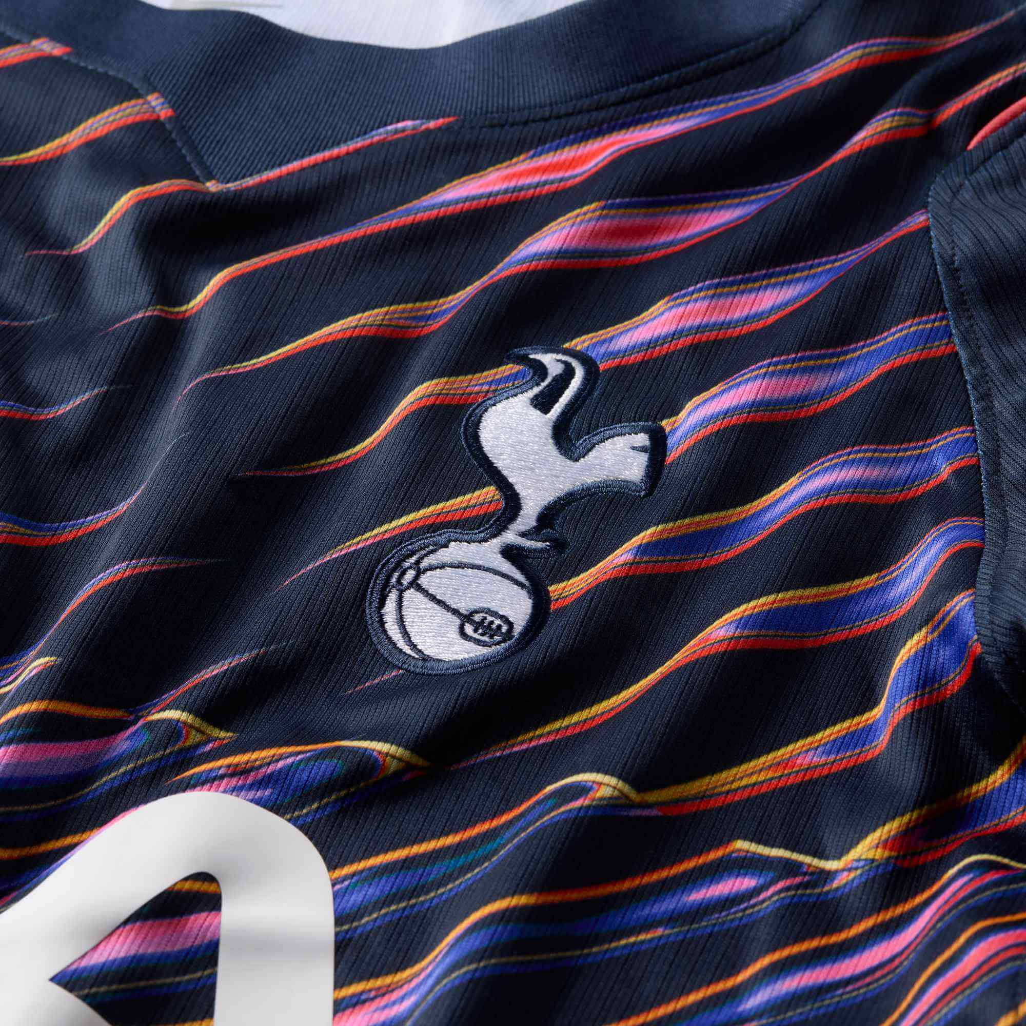 Nike 2026-27 Tottenham Men's Stadium Away Soccer Jersey (Detail 4)