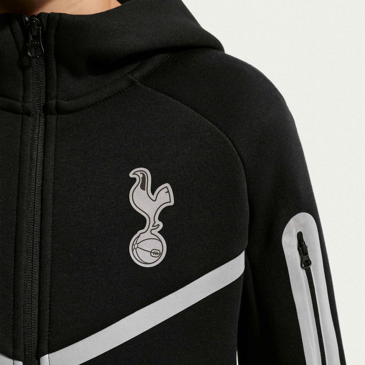 Nike 2026-27 Tottenham Youth Full-Zip Tech Fleece Windrunner Jacket (Detail 2)