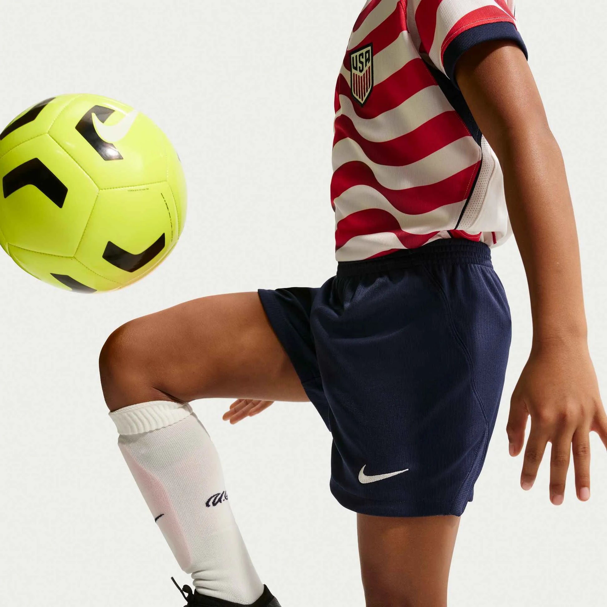 Nike 2026-27 USMNT Little Kid's Home Kit (Shorts - Side)