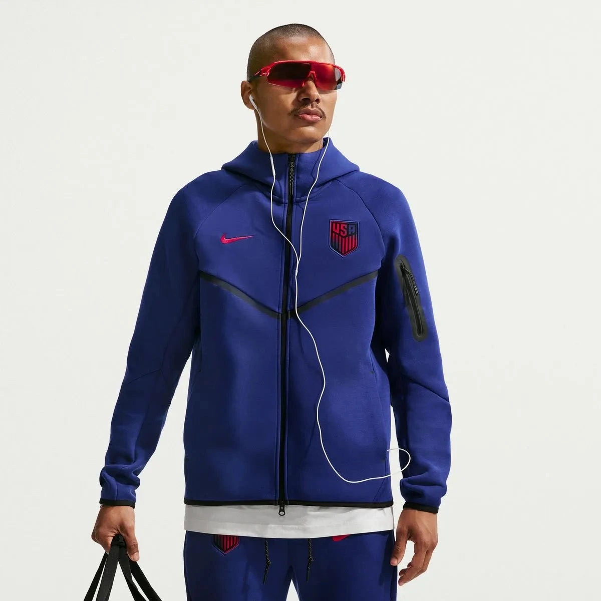 Nike 2026-27 USMNT Men's Full-Zip Tech Fleece Hoodie (Model - Front)