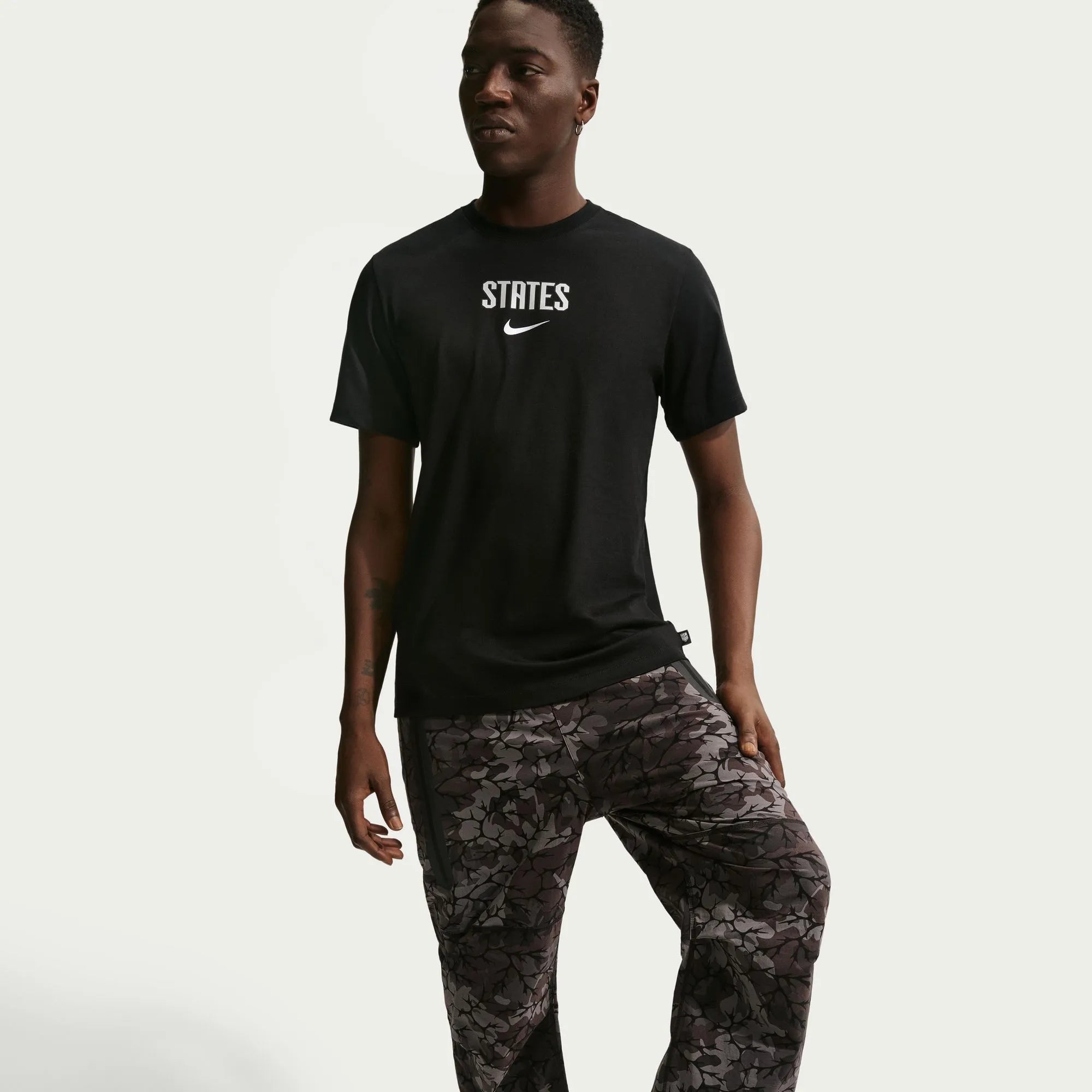 Nike 2026-27 USMNT Men's Wordmark Tee (Model - Side)