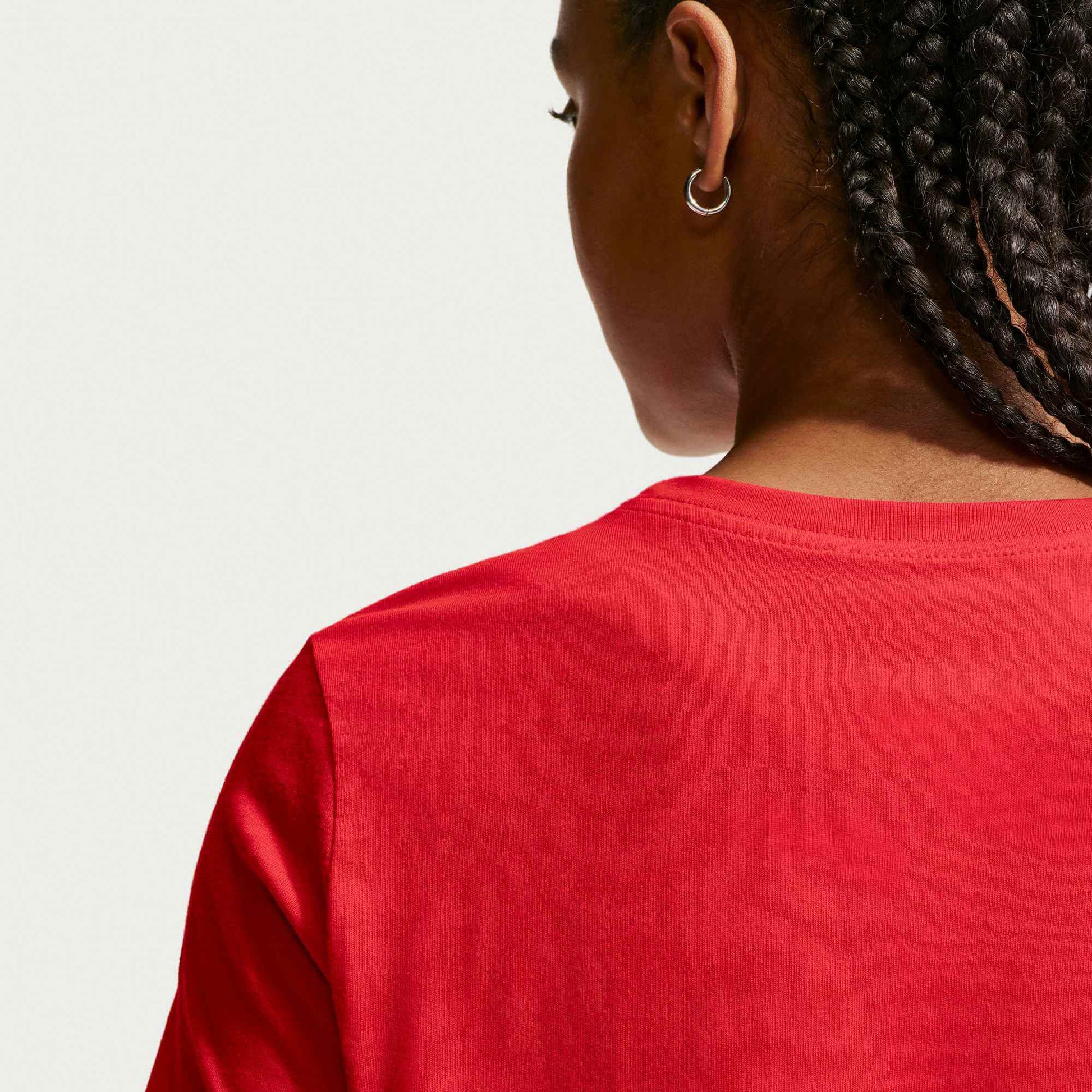 Nike 2026-27 USMNT Women's Crest Tee (Detail 2)