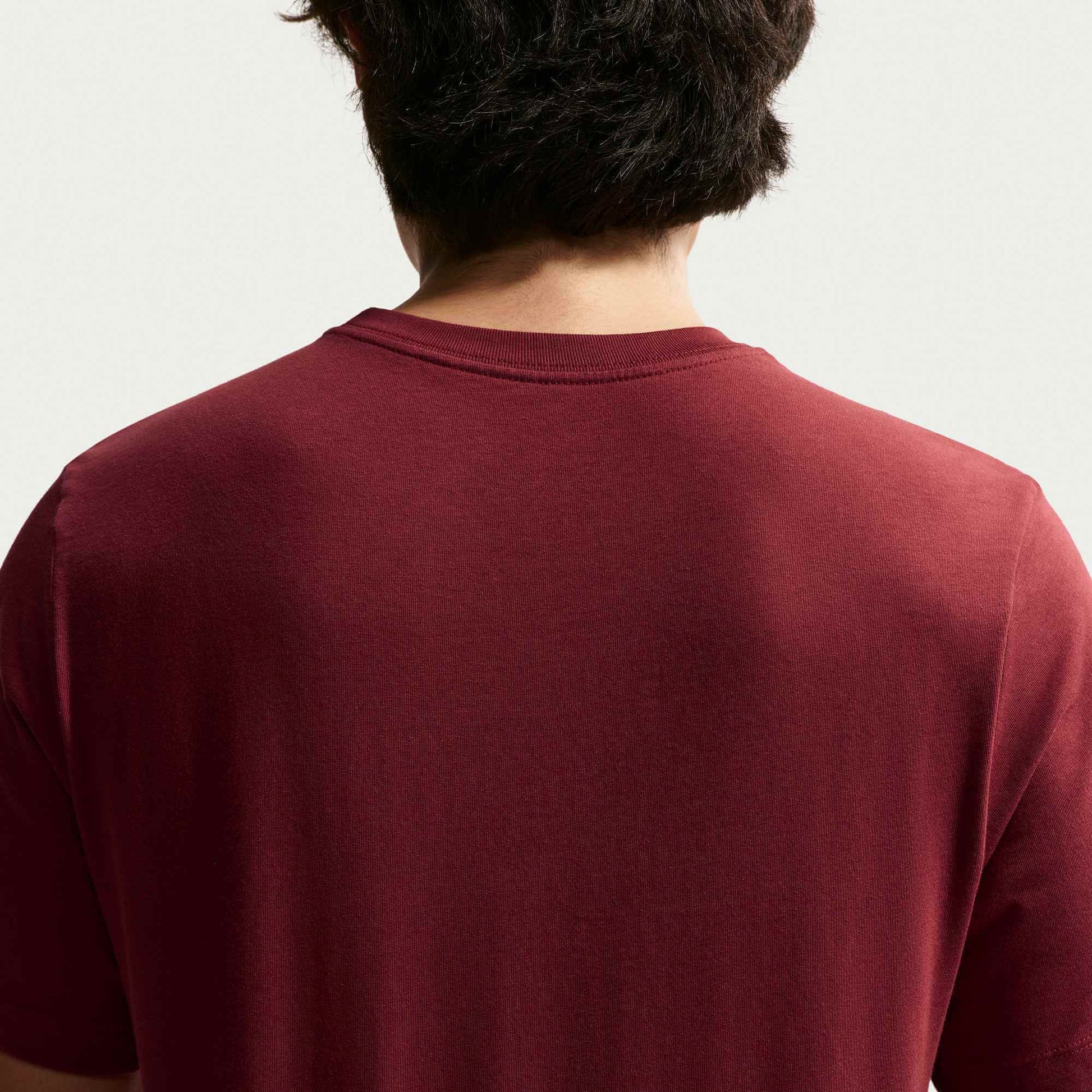 Nike 2026 China Men's Crest Tee (Detail 2)