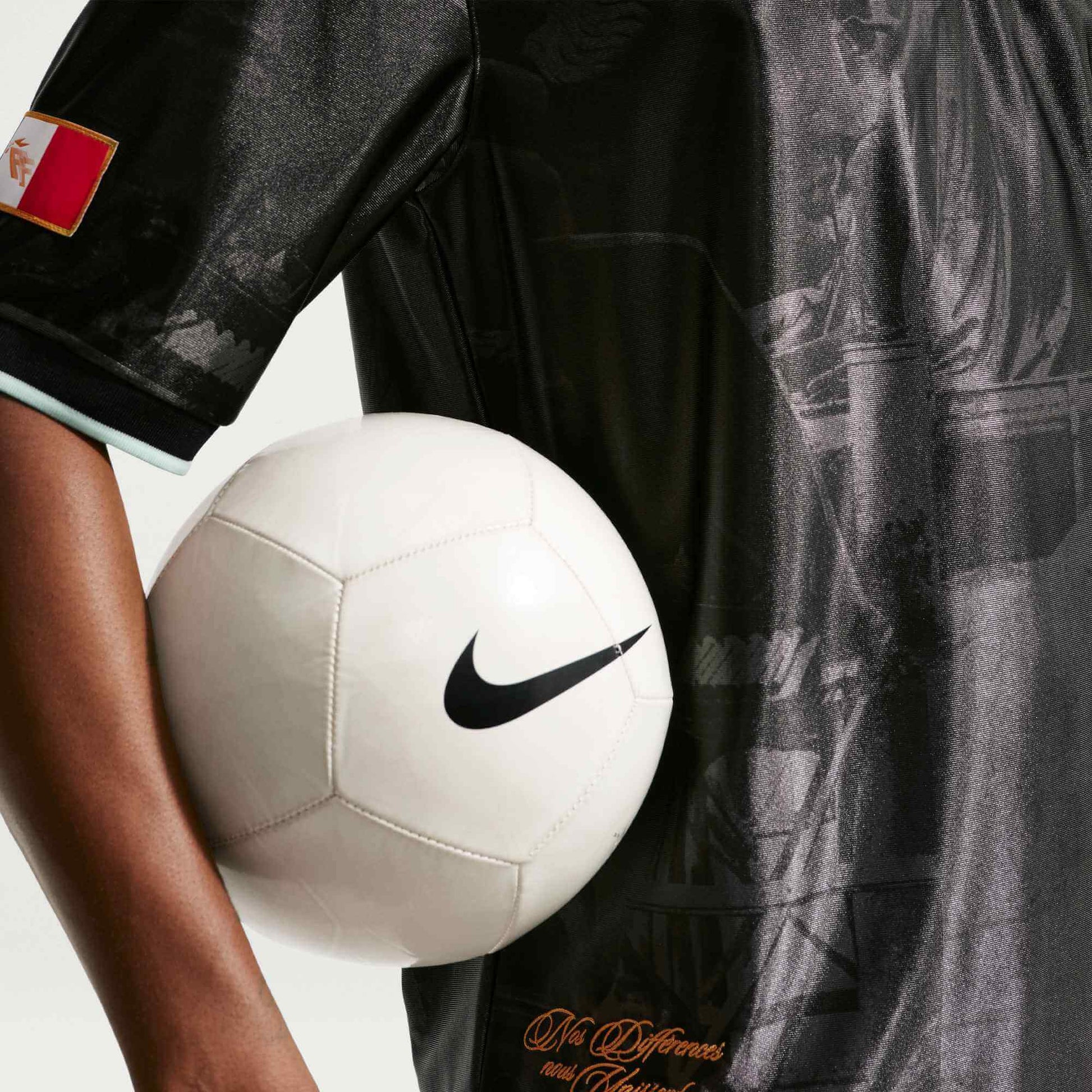 Nike 2026 France Men's Dri-Fit Energy Soccer Jersey (Detail 4)