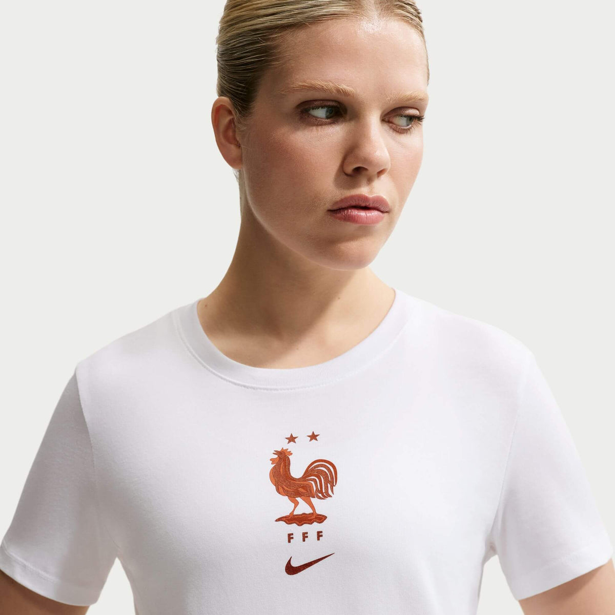 Nike 2026 France Women's Crest Tee (Detail 1)