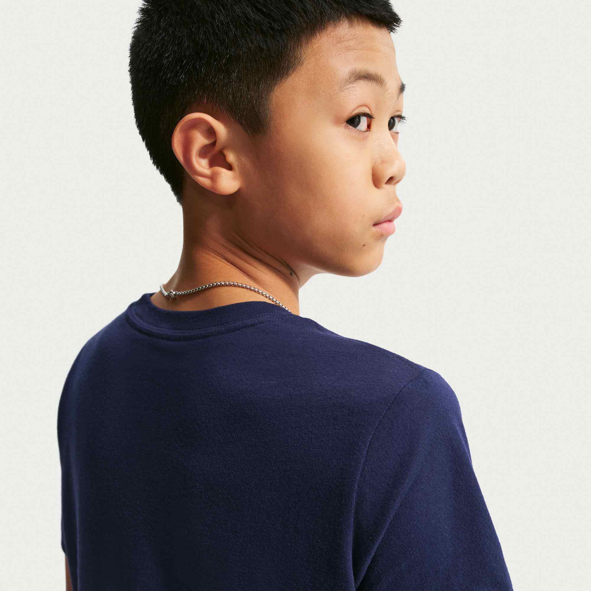 Nike 2026 France Youth Crest Tee (Detail 2)