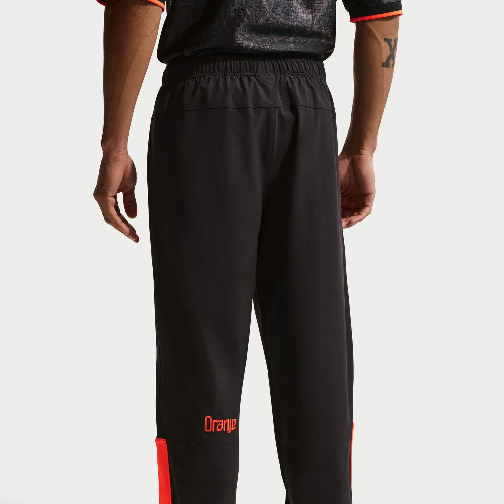 Nike 2026 Netherlands Men's Dri-Fit Energy Woven Pants (Back)