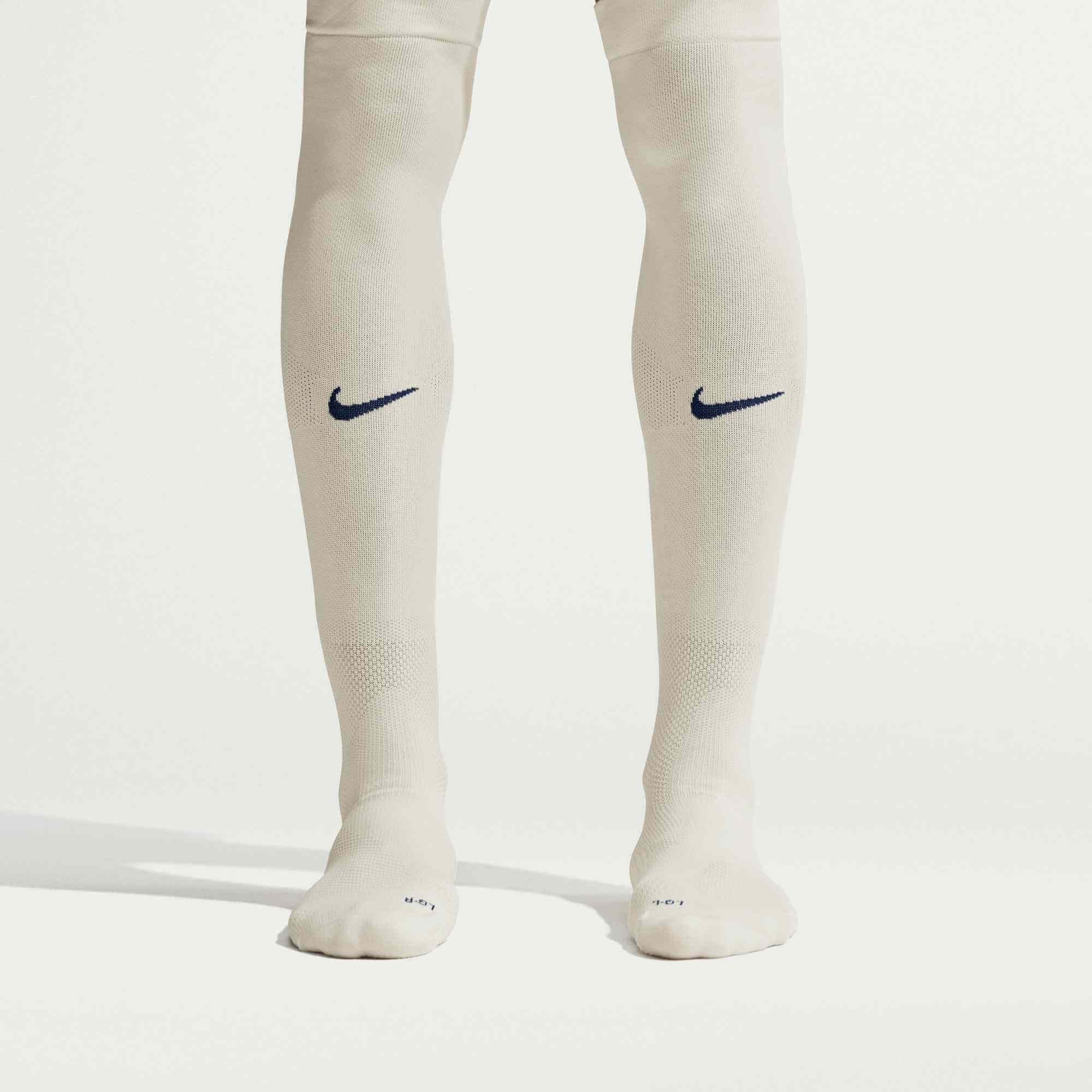 Nike 2026 USMNT Home VaporFast Knee-High Socks (Model - Front)