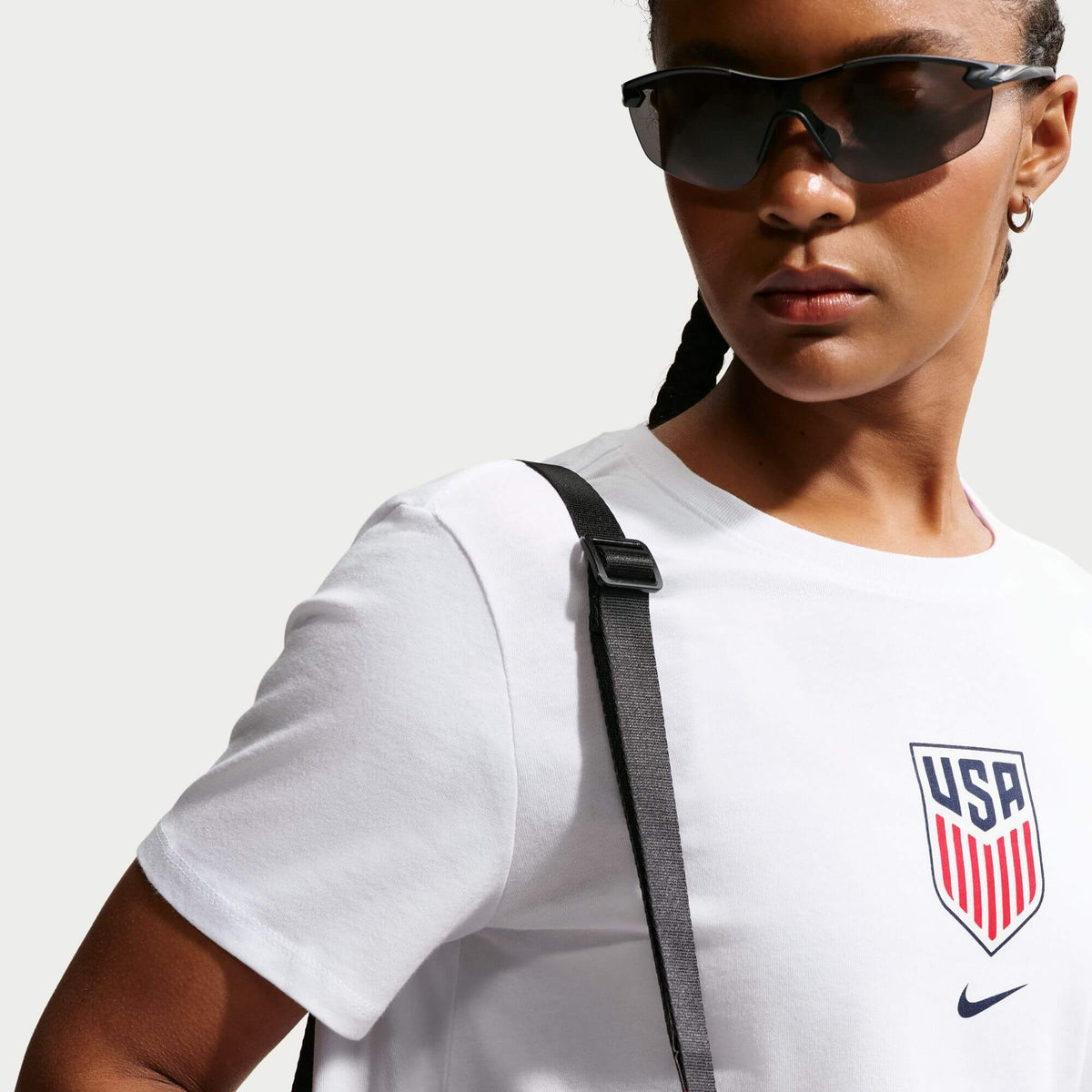 Nike 2026 USMNT Women's Crest Tee (Detail 1)