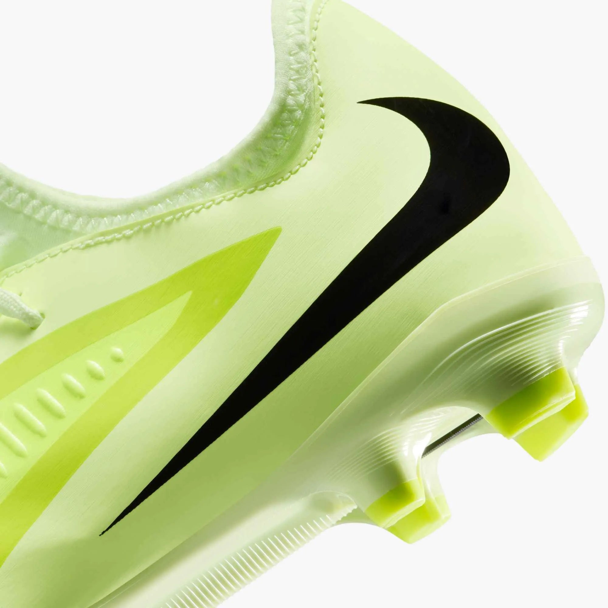 Nike JR Phantom 6 Low Academy Firm_Multi Ground Soccer Cleats - Max Voltage Pack (HO25) (Detail 3)