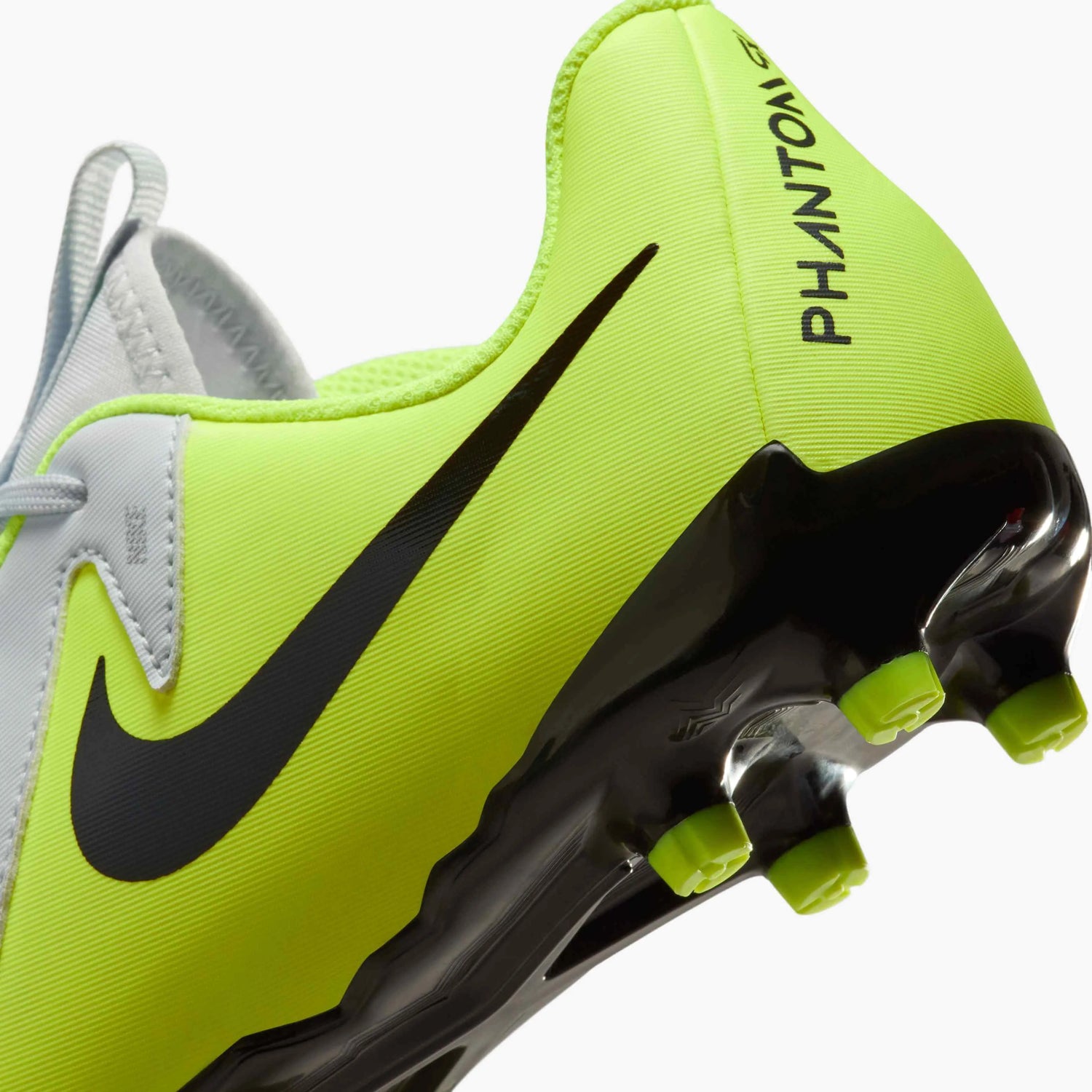 Nike jr phantom venom academy shop