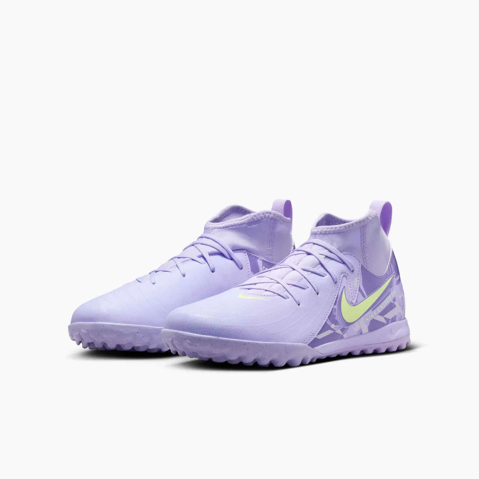 Nike JR Phantom Luna II Academy NU1 Turf Soccer Shoes - United Pack (SP25) (Pair - Lateral)