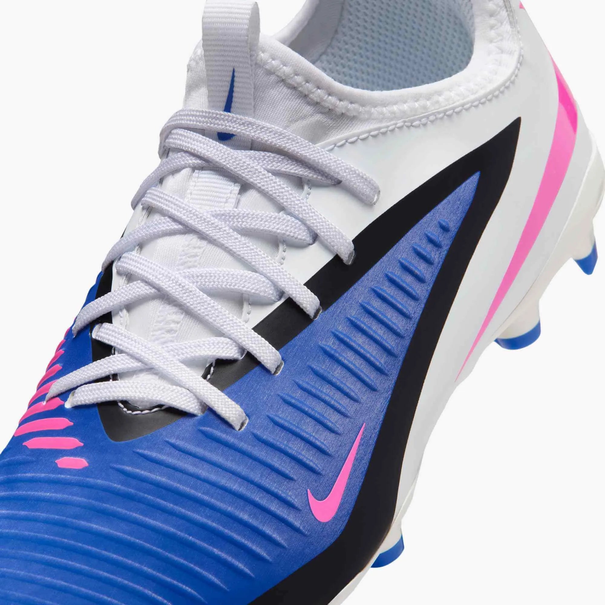 Nike Junior Phantom 6 Low Academy Firm_Multi Ground Soccer Cleats - Attack Pack (SP26) (Detail 2)