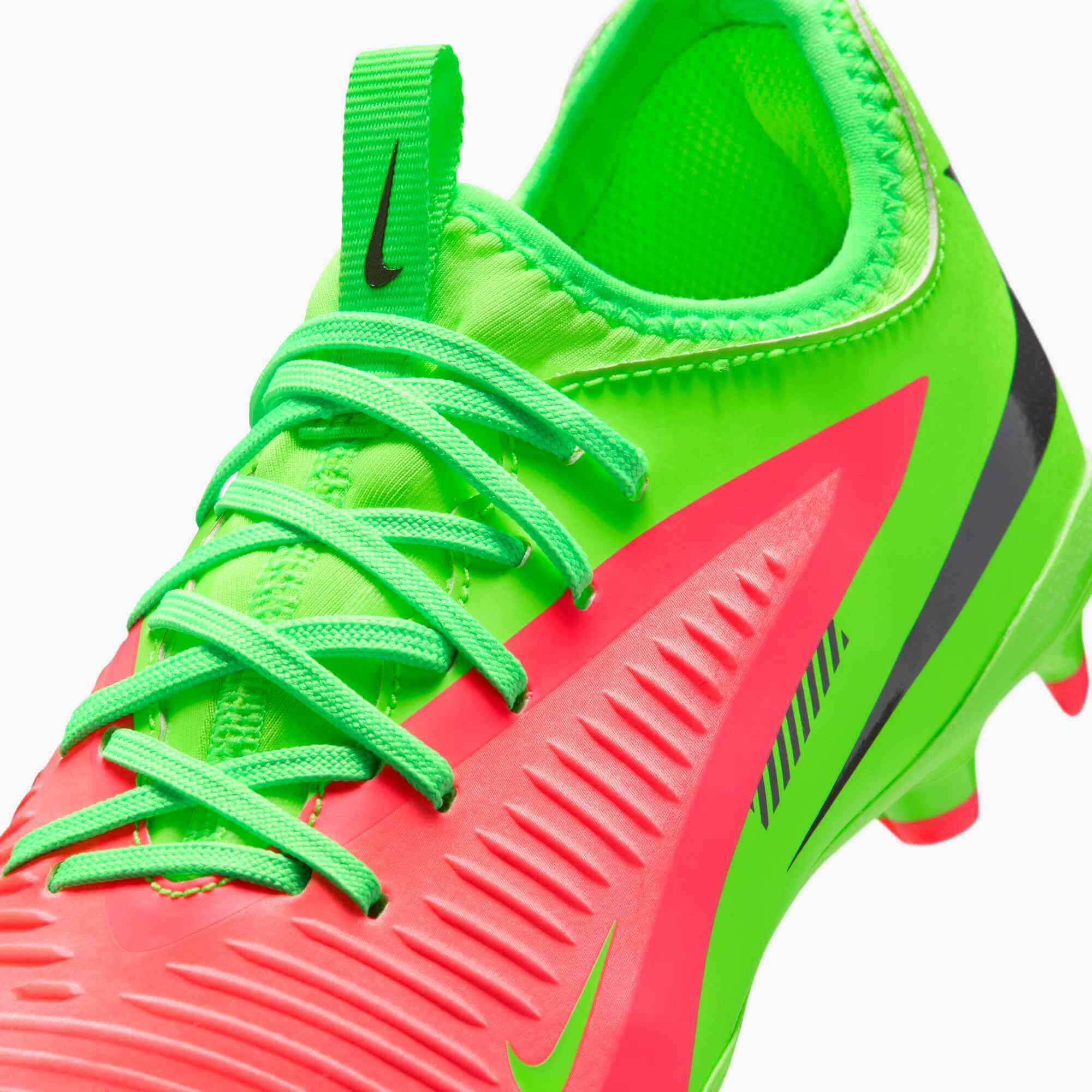 Nike Junior Phantom 6 Low Academy Firm_Multi Ground Soccer Cleats - Haaland PE (SU26) (Detail 2)
