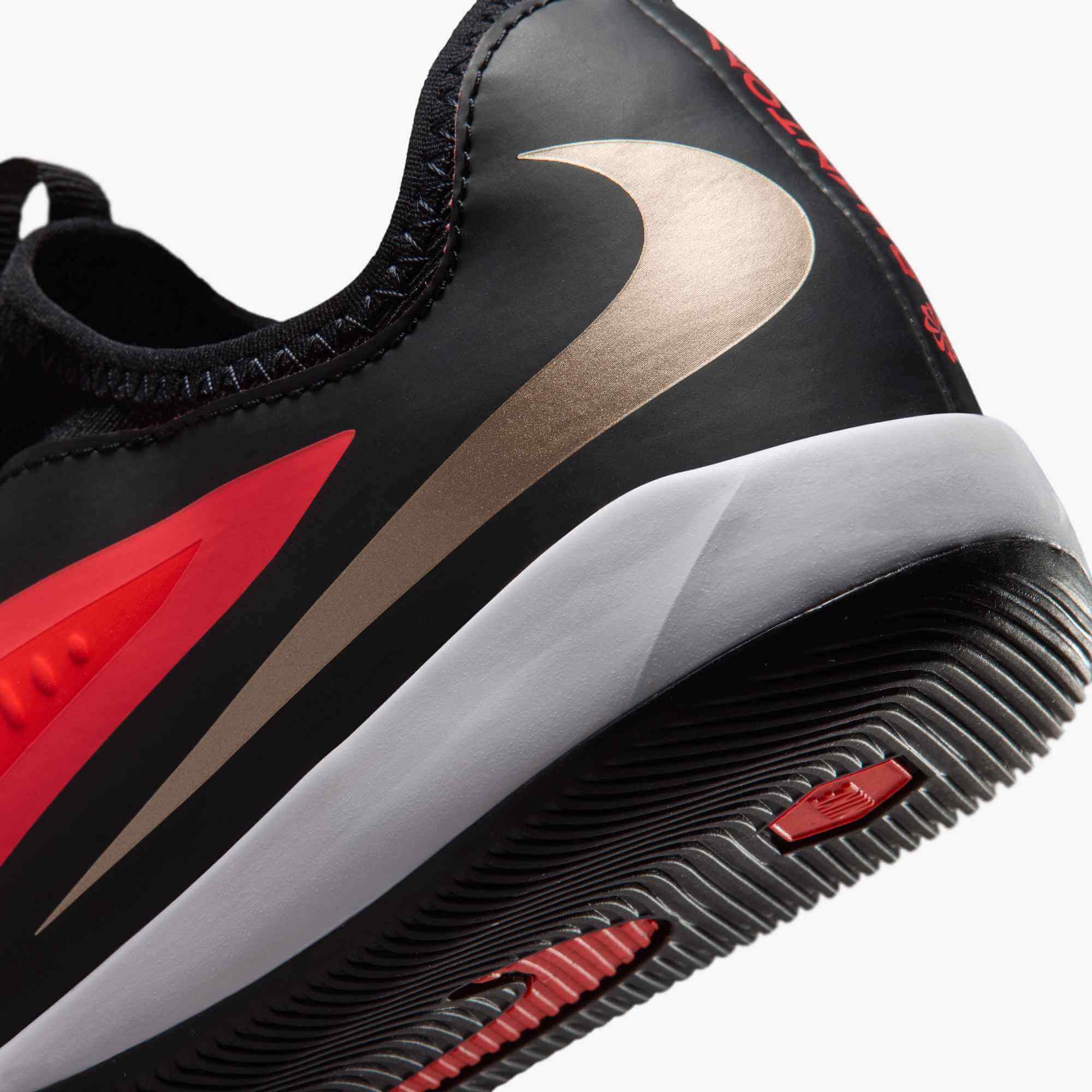 Nike Junior Phantom 6 Low Academy Indoor Soccer Shoes - Break 'Em