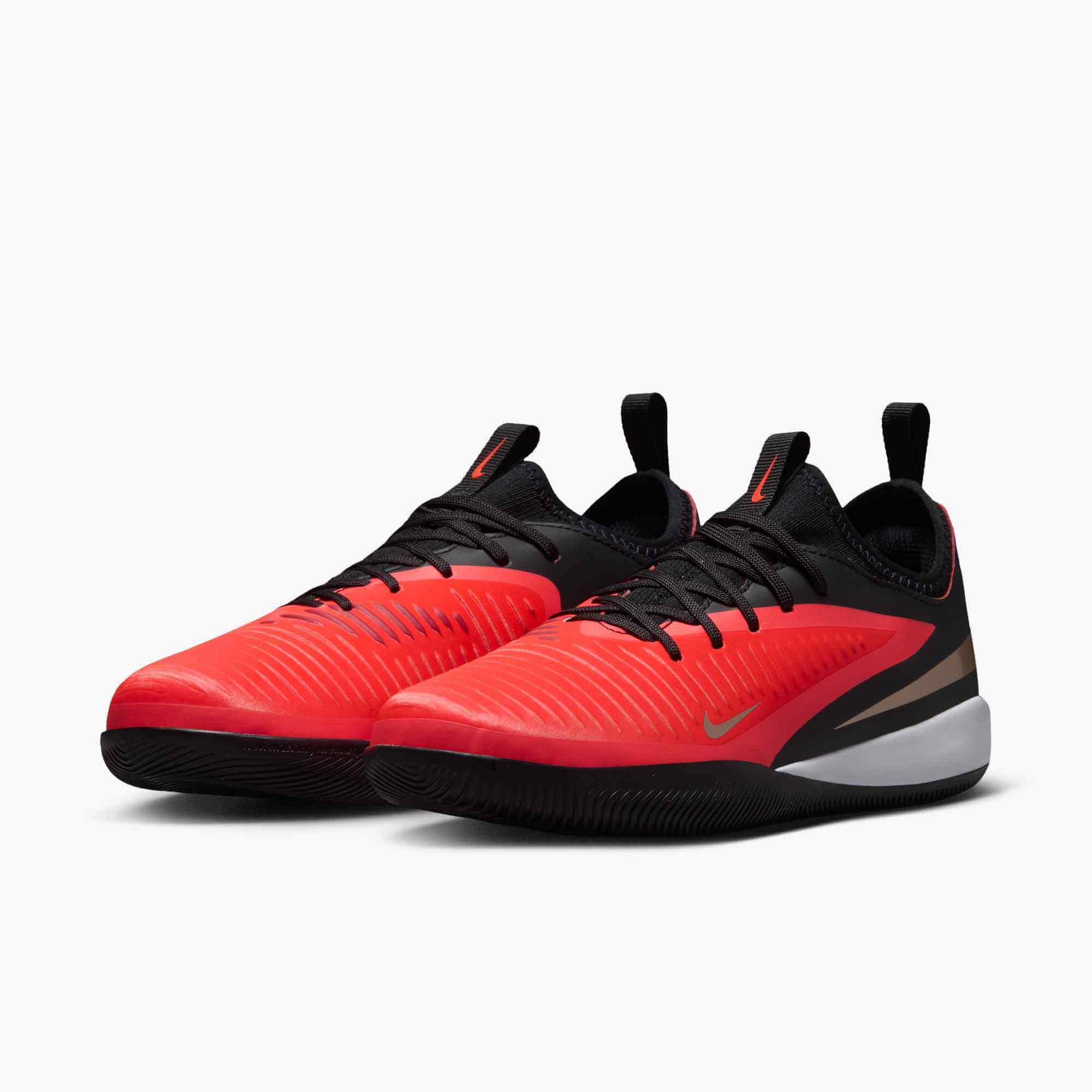 Nike Junior Phantom 6 Low Academy Indoor Soccer Shoes - Break 'Em Pack (FA26) (Pair - Lateral)