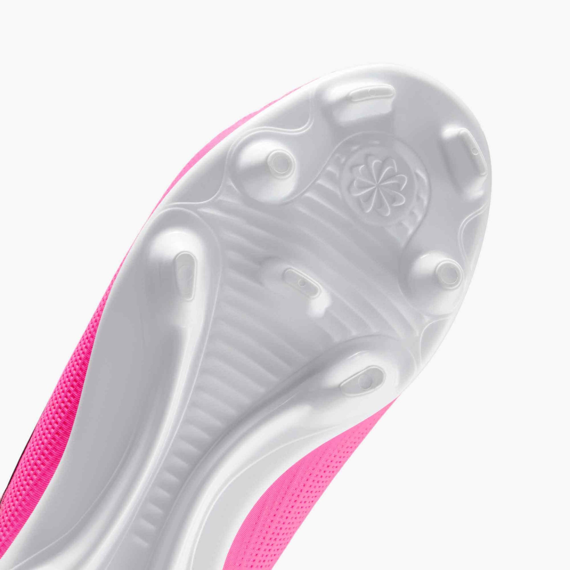 Nike Junior Superfly 11 Club Firm_Multi Ground Soccer Cleats - Breakout Pack (SU26) (Detail 1)