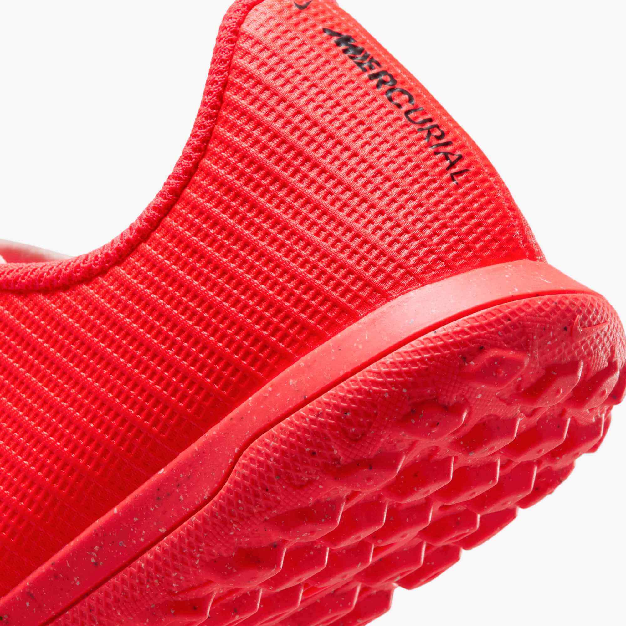 Nike Junior Vapor 17 Club Turf Soccer Shoes - Break 'Em Pack (FA26) (Detail 2)