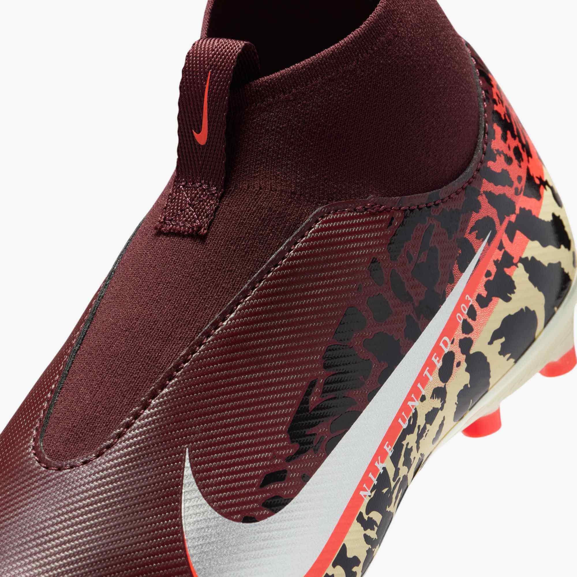 Nike Junior Zoom Superfly 10 Academy NU3 Firm_Multi Ground Soccer Cleats - United NU3 Pack (SU26) (Detail 2)