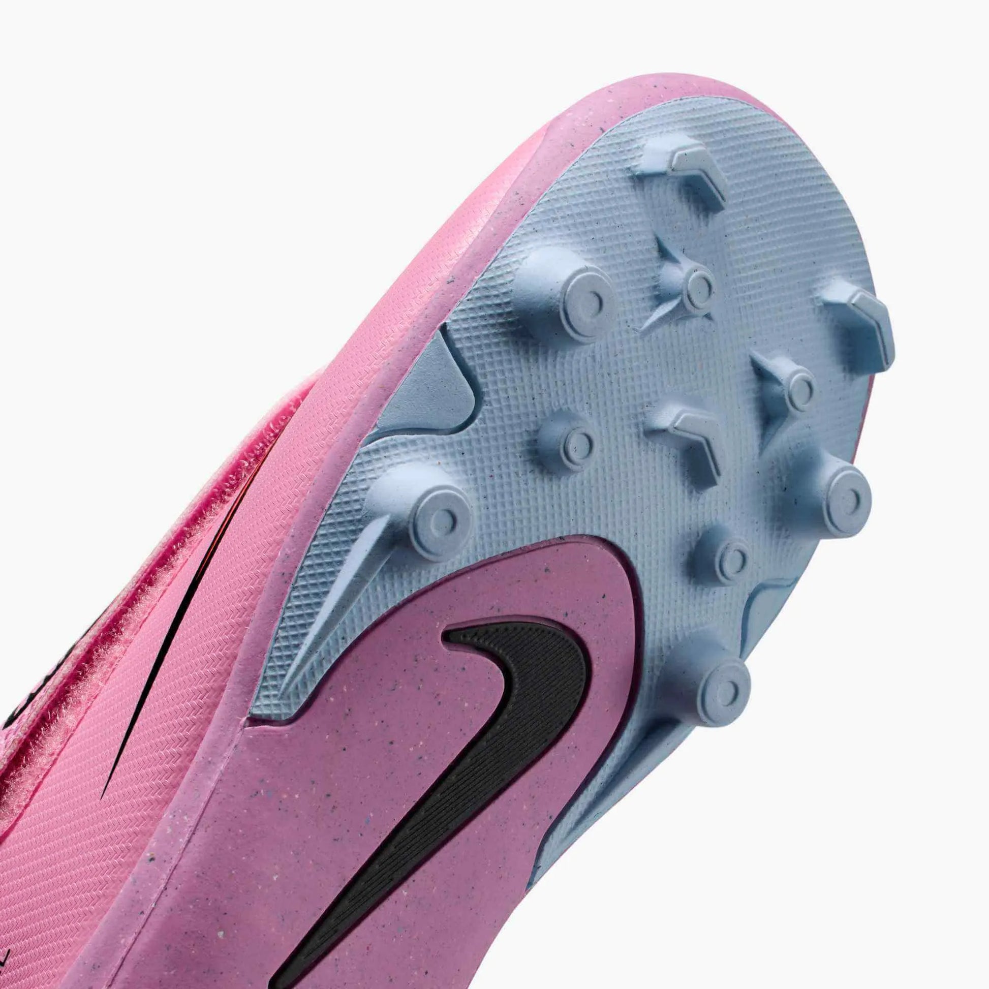 Nike Kids Vapor 16 Club PS (V) Multi-Ground Soccer Cleats - Scary Good Pack (FA25) (Detail 1)