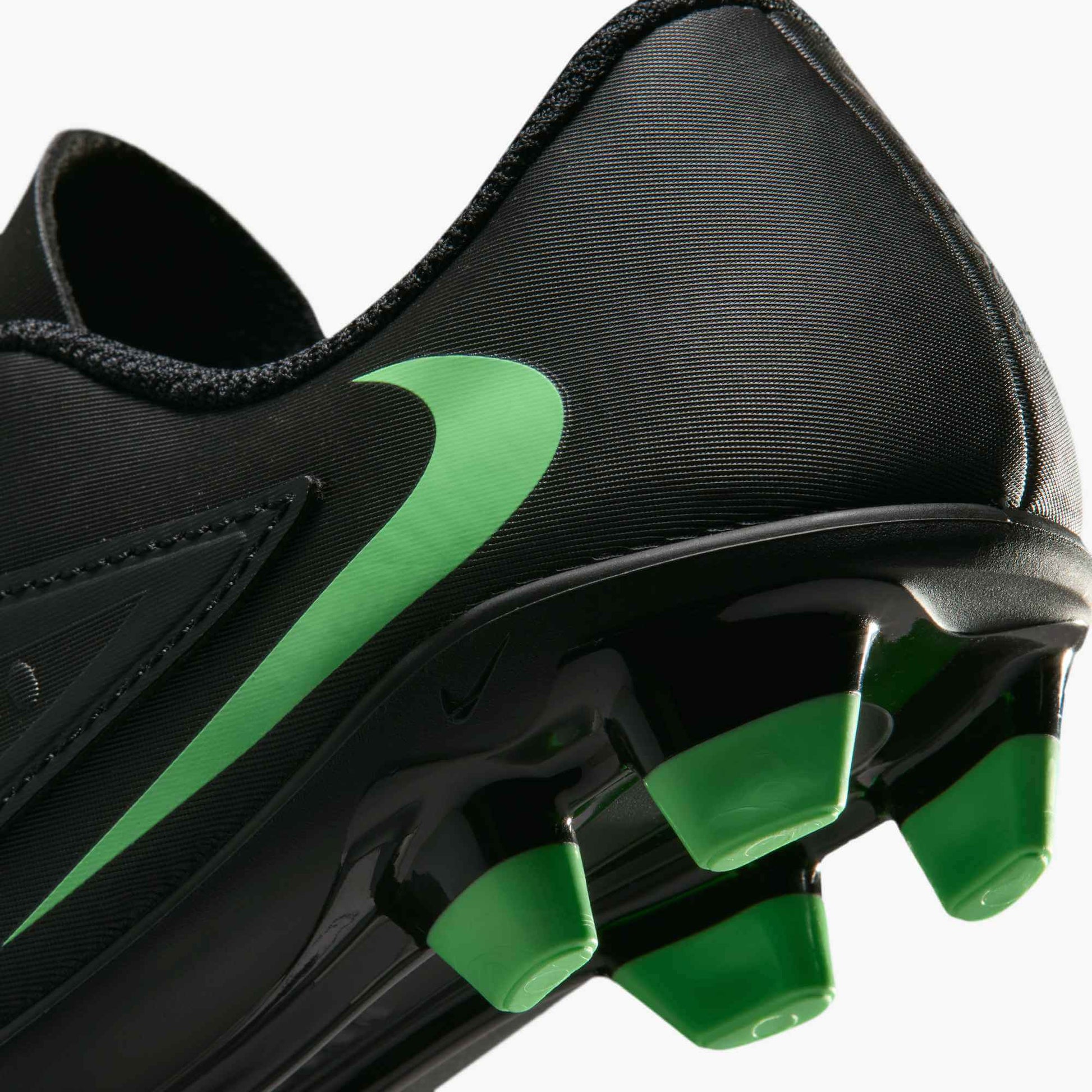 Nike Kids' Phantom 6 Low Club Firm/Multi Ground Soccer Cleats - Shadow Pack (FA26) (Detail 3)