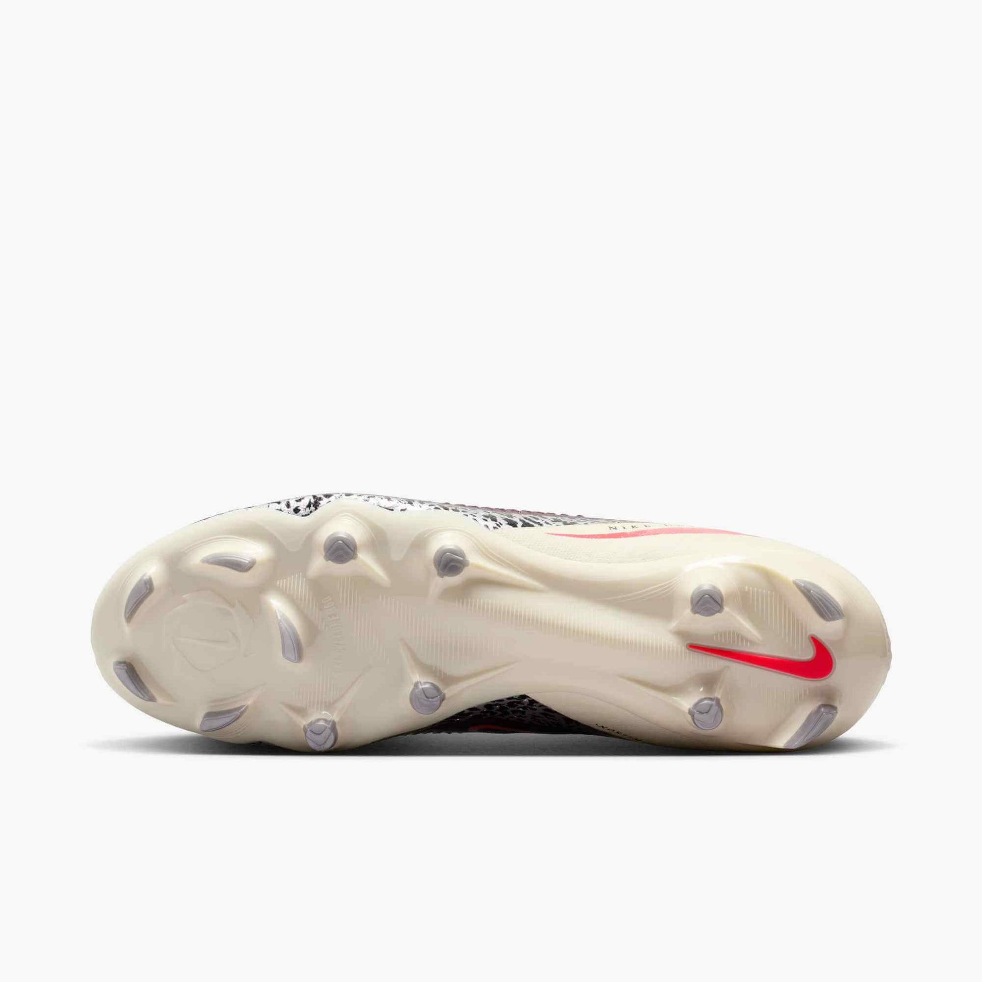 Nike Phantom 6 High Academy NU3 Firm_Multi Ground Soccer Cleats - United NU3 Pack (SU26) (Bottom)