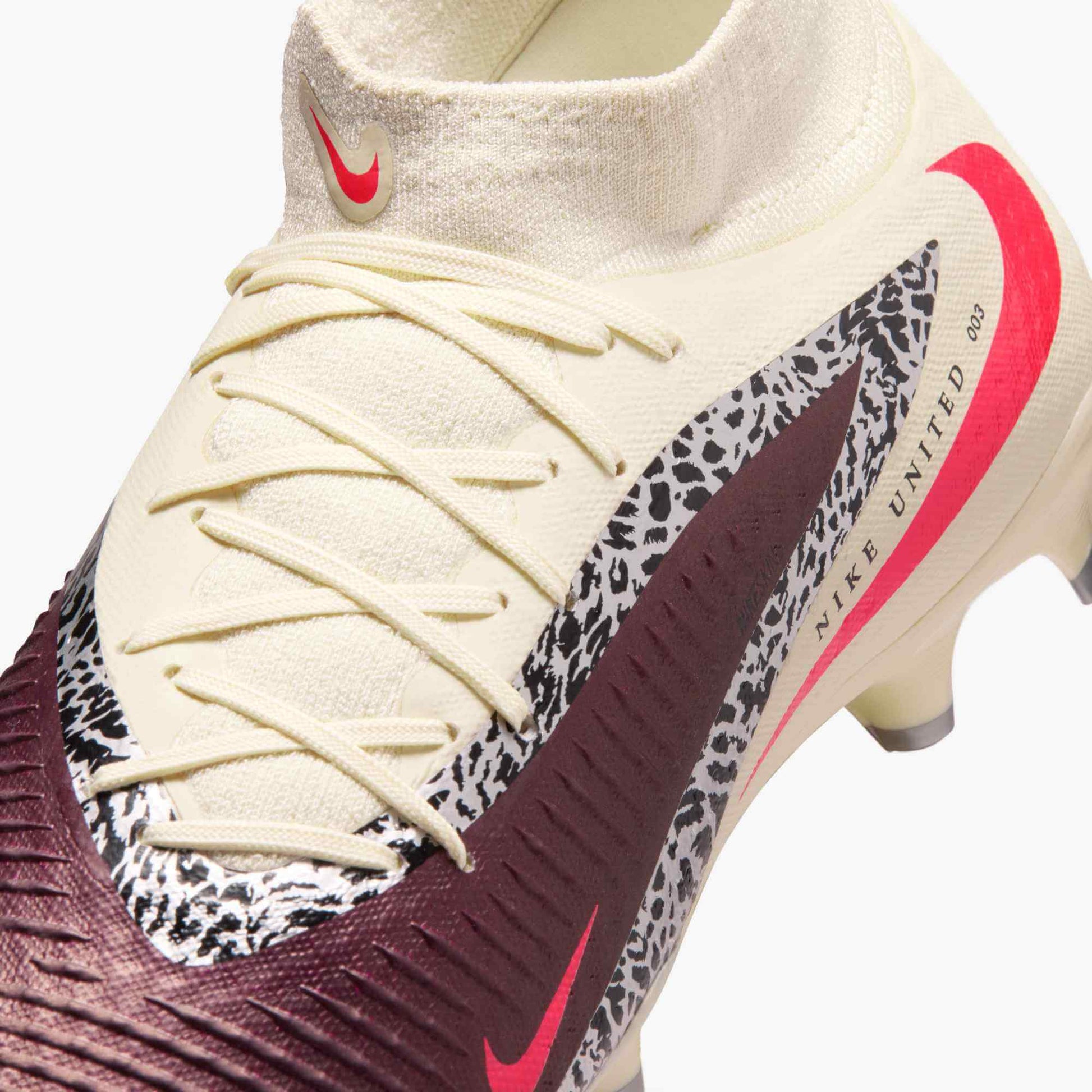Nike Phantom 6 High Academy NU3 Firm_Multi Ground Soccer Cleats - United NU3 Pack (SU26) (Detail 2)
