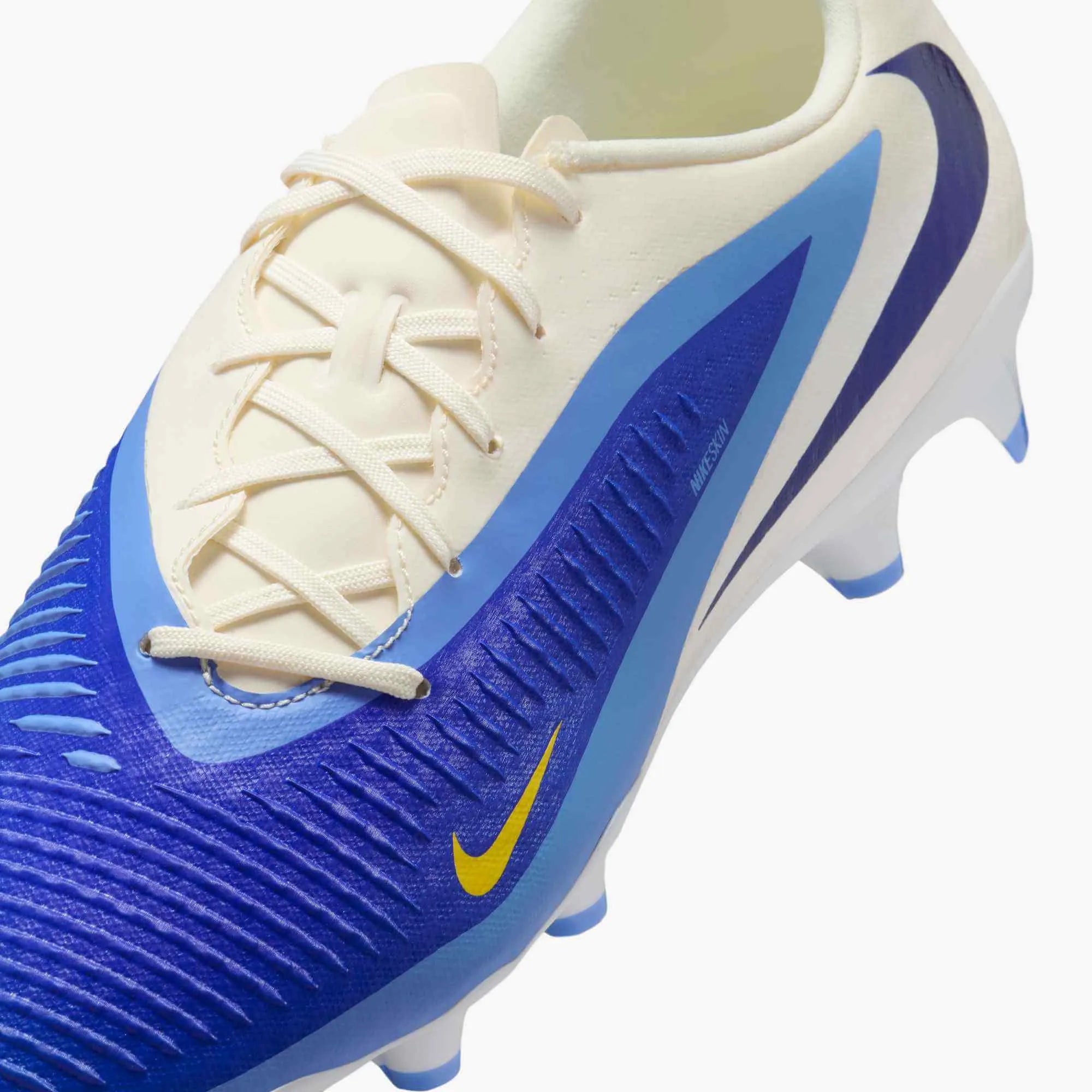 Nike Phantom 6 Low Academy LV8 Firm_Multi Ground Soccer Cleats - Fear Nothing Pack (FA25) (Detail 2)