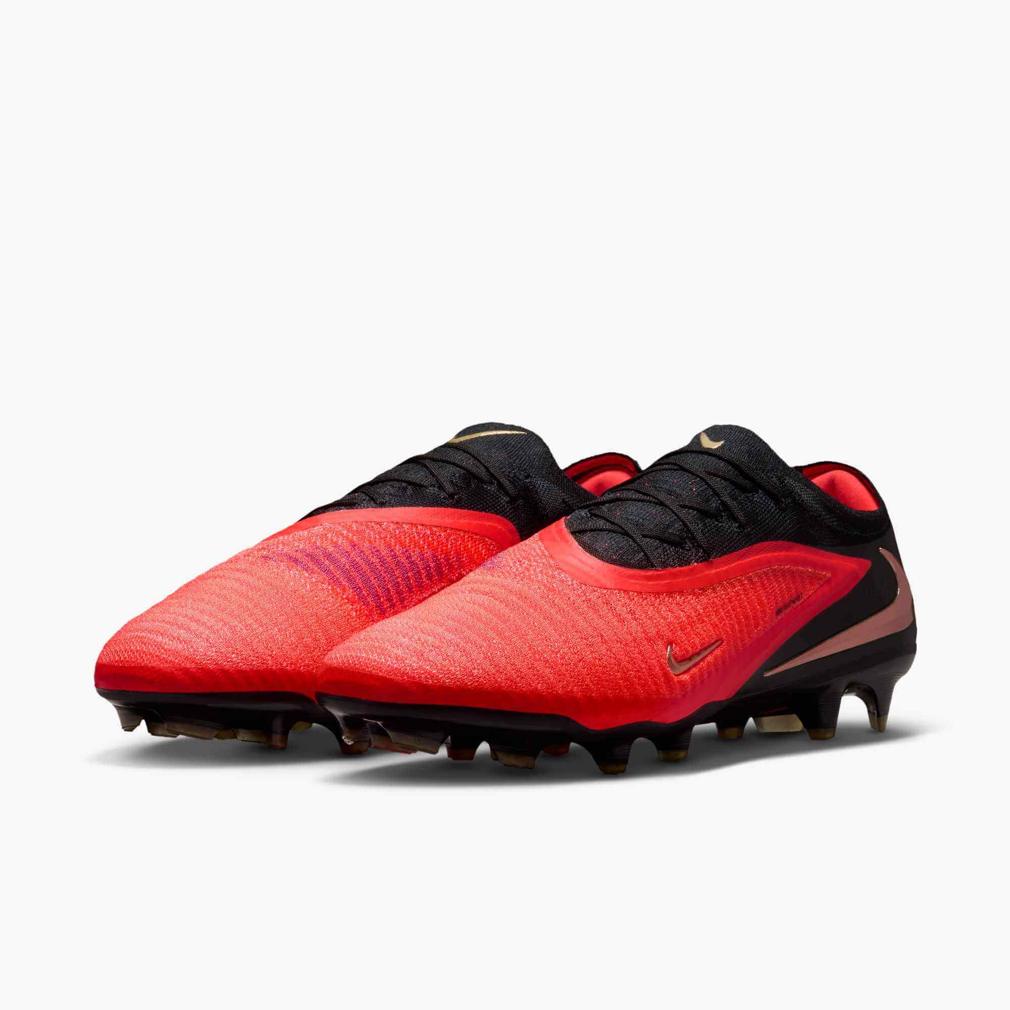 Nike Phantom 6 Low Elite Firm Ground Soccer Cleats - Break 'Em Pack (FA26) (Pair - Lateral)