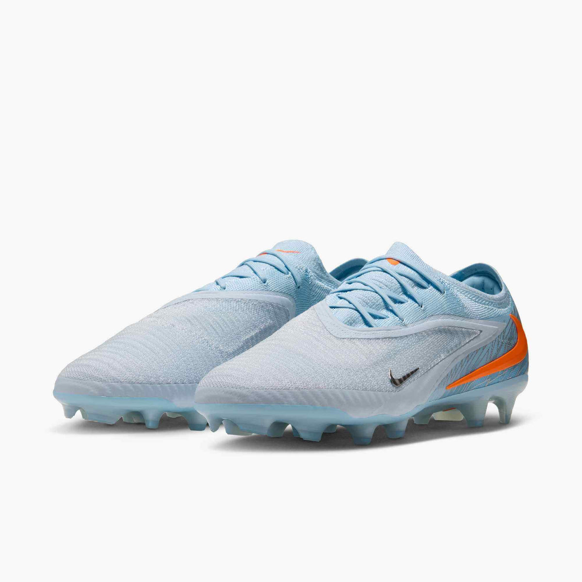 Nike Phantom 6 Low Elite NU4 Firm Ground Soccer Cleats - United Chapter 4 Pack (HO26) (Pair - Lateral)