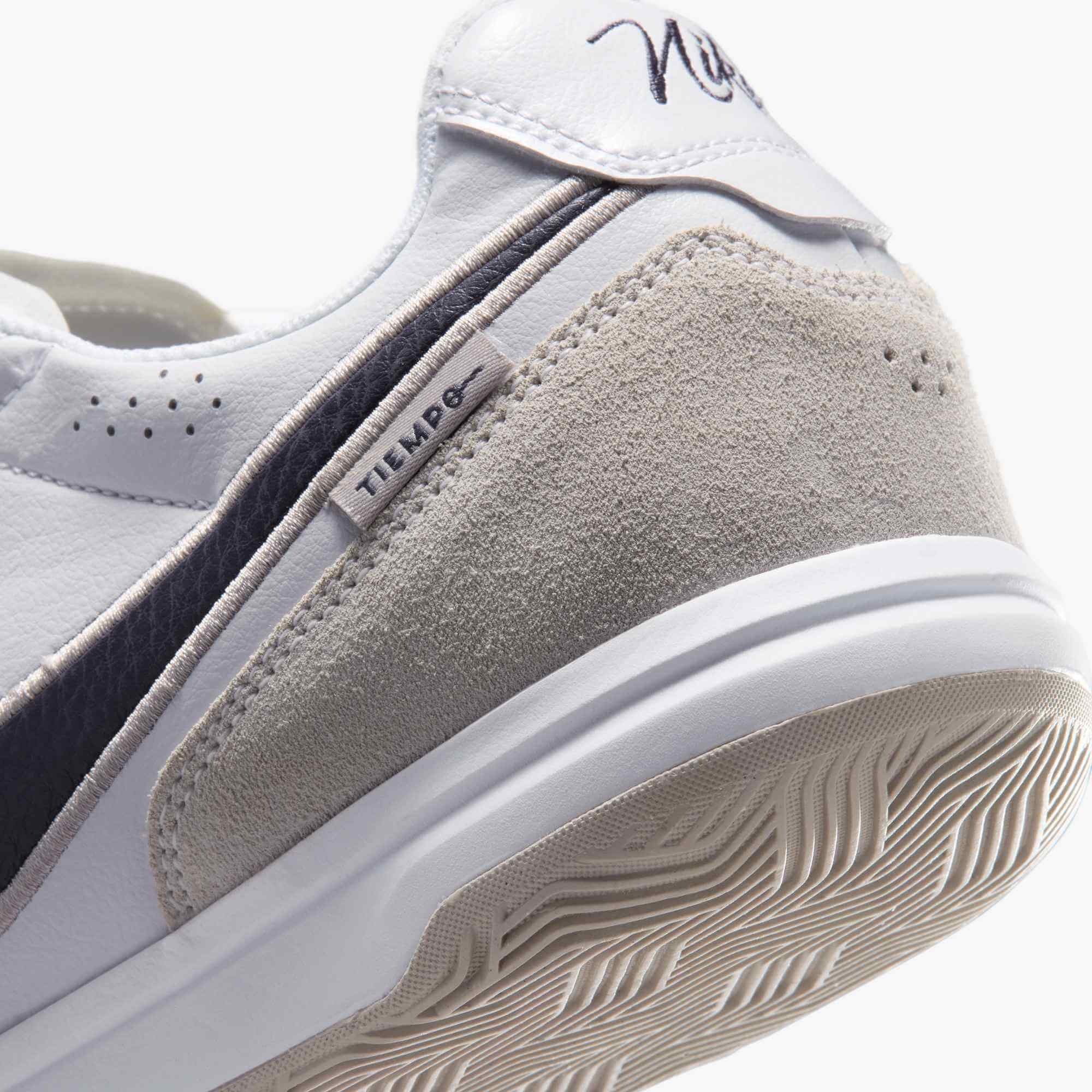 Nike Tiempo Streetgato Indoor Soccer Shoes (FA26) (Detail 2)