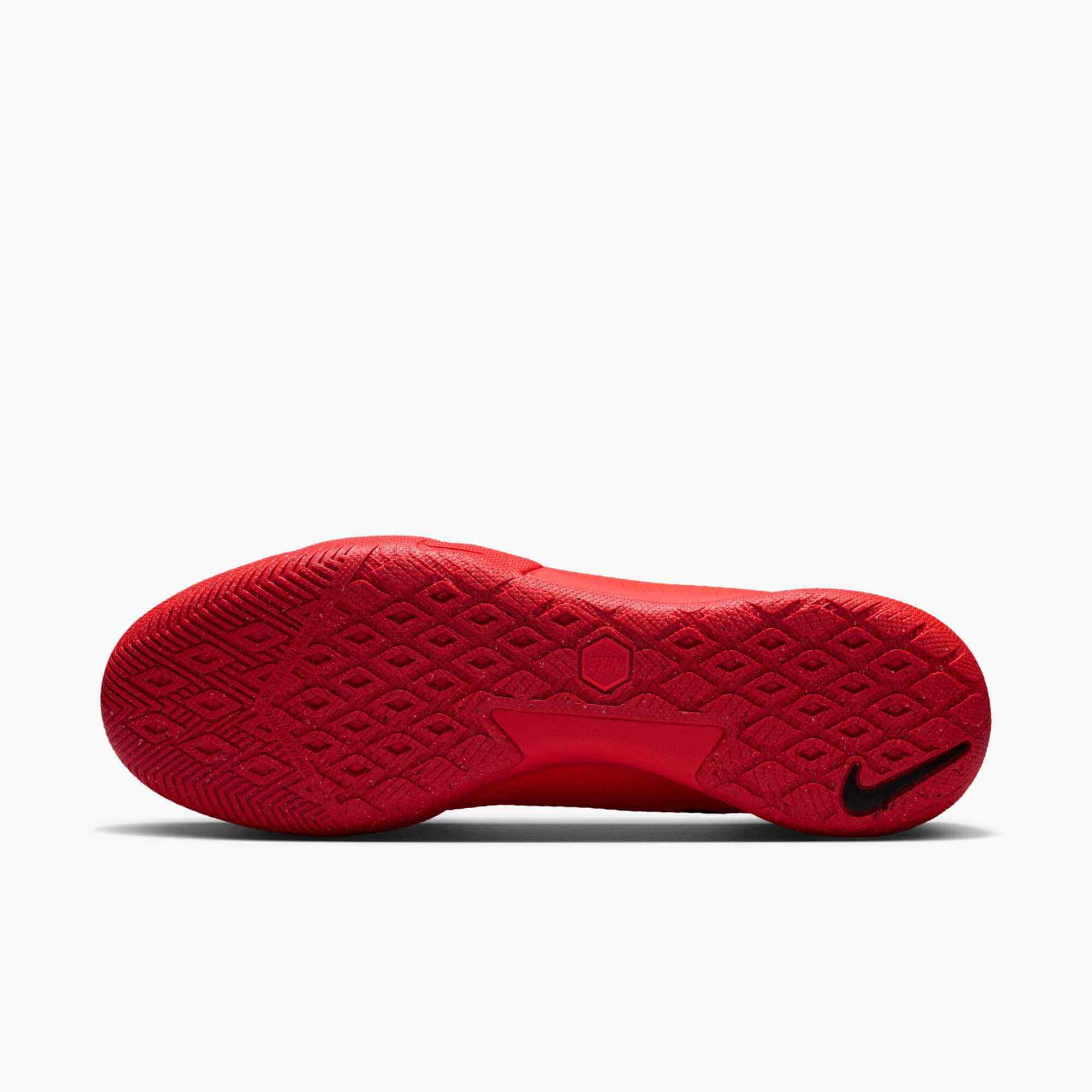 Nike Vapor 17 Academy Indoor Soccer Shoes - Break 'Em Pack (FA26) (Bottom)