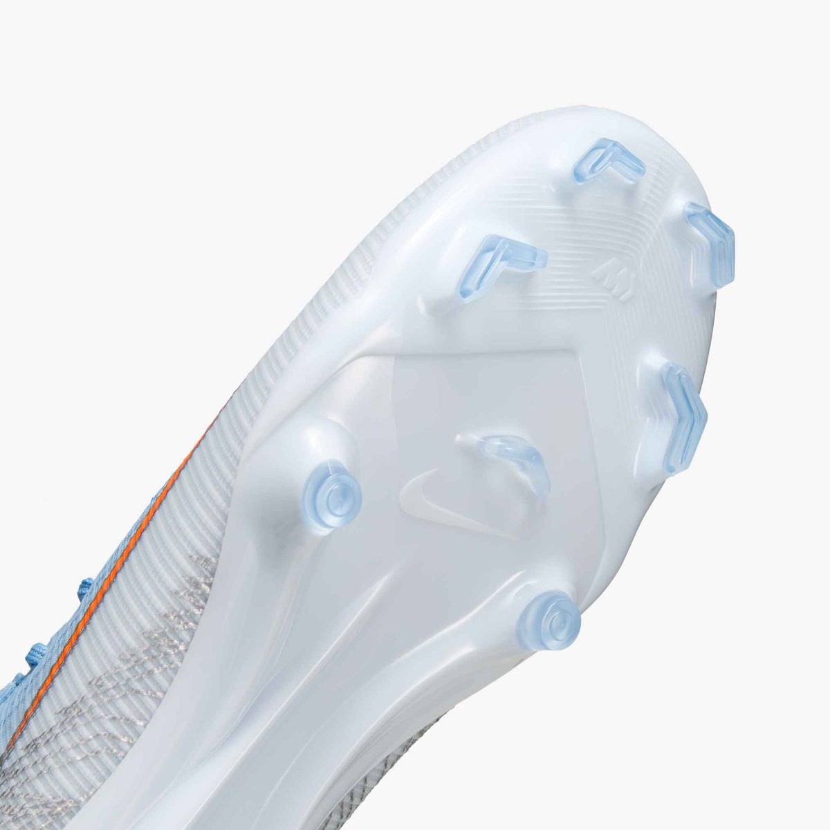 Nike Vapor 17 Academy NU4 Firm_Multi Ground Soccer Cleats - United NU4 Pack (FA26) (Detail 1)