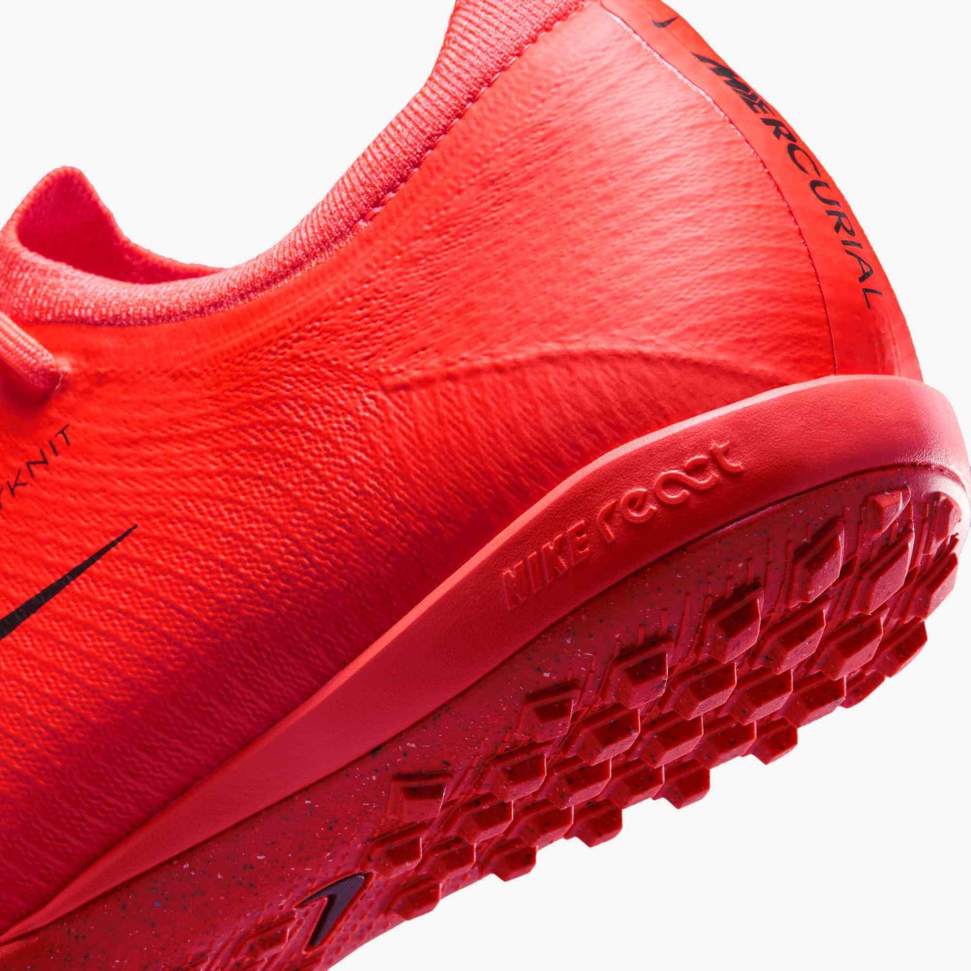 Nike Vapor 17 Pro Turf Soccer Shoes - Break 'Em Pack (FA26) (Detail 2)